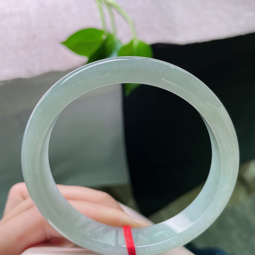 61.9/12.4/7.7，无纹裂