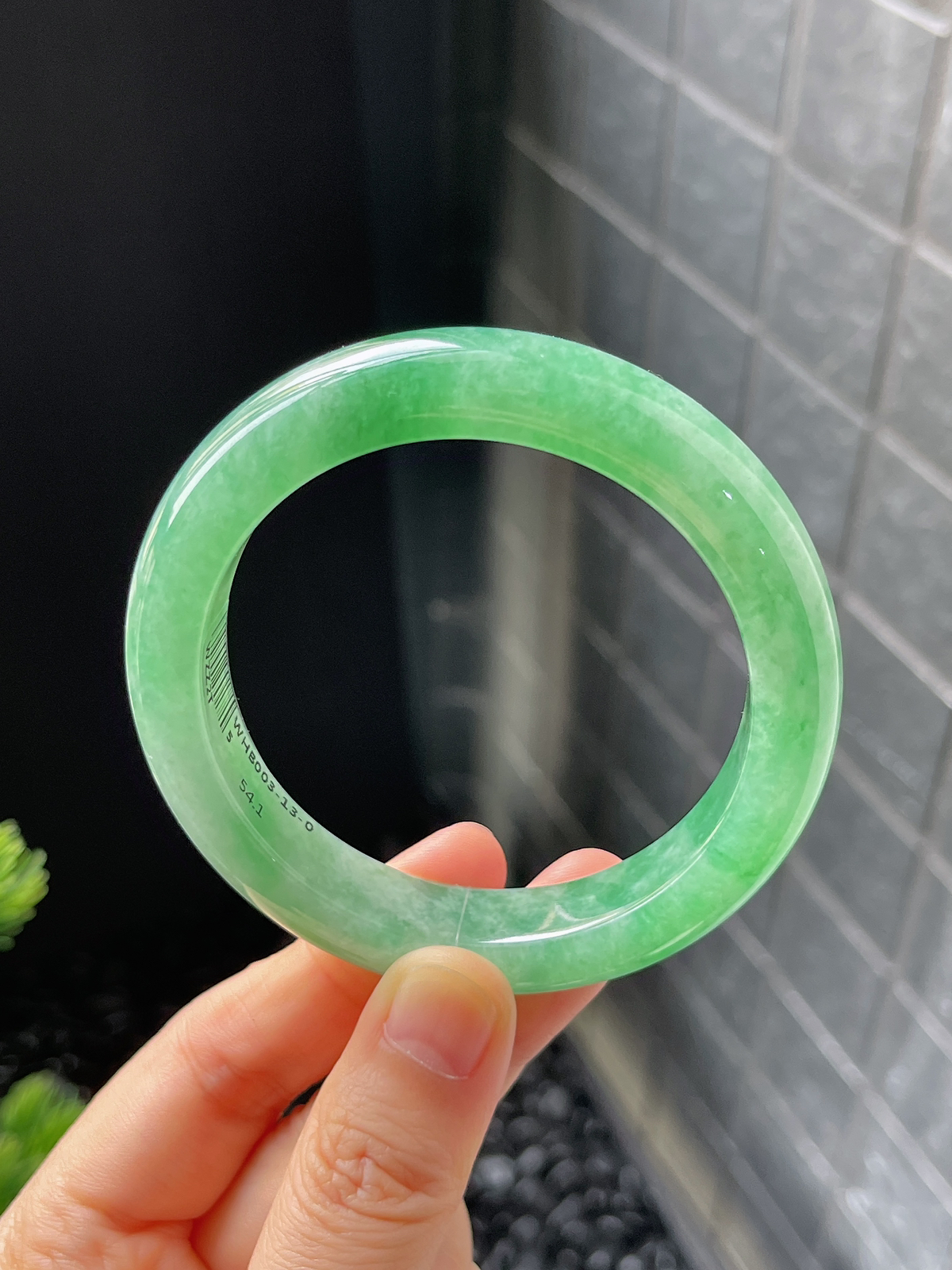 正圈54.1圈口，翡翠冰糯种绿色手镯