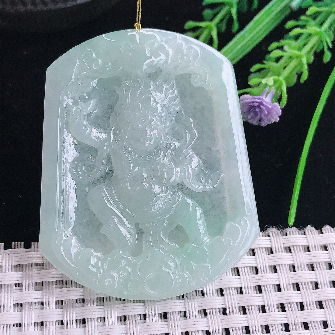 实拍A货翡翠55.5/45/5老坑冰润水灵冰晴底不动明王吊坠翡翠玉挂件