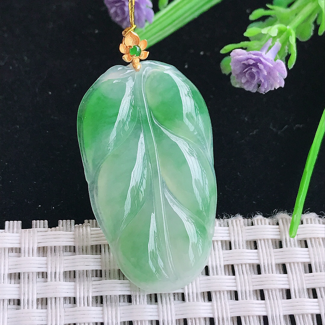 实拍A货翡翠35/21/3.8老坑18k金镶嵌冰阳绿叶子吊坠翡翠玉挂件