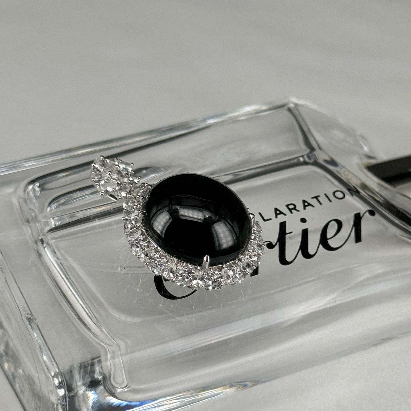 精品18k墨翠蛋面吊坠 种好色正 黑度极好 打灯通透去油性十足 尺寸33