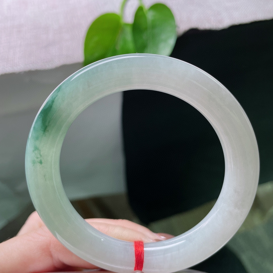 55.3/10.3，飘花圆条，水头好，肉质细腻，花开富贵，吉祥如意