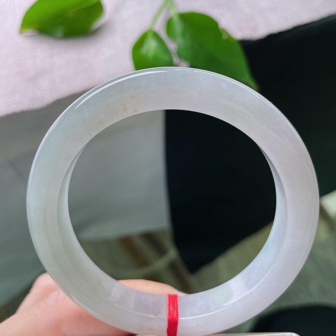 57.8/11.5/9，淡绿淡紫正圈，质地温润细腻，种老，上手知性，优雅，完美，