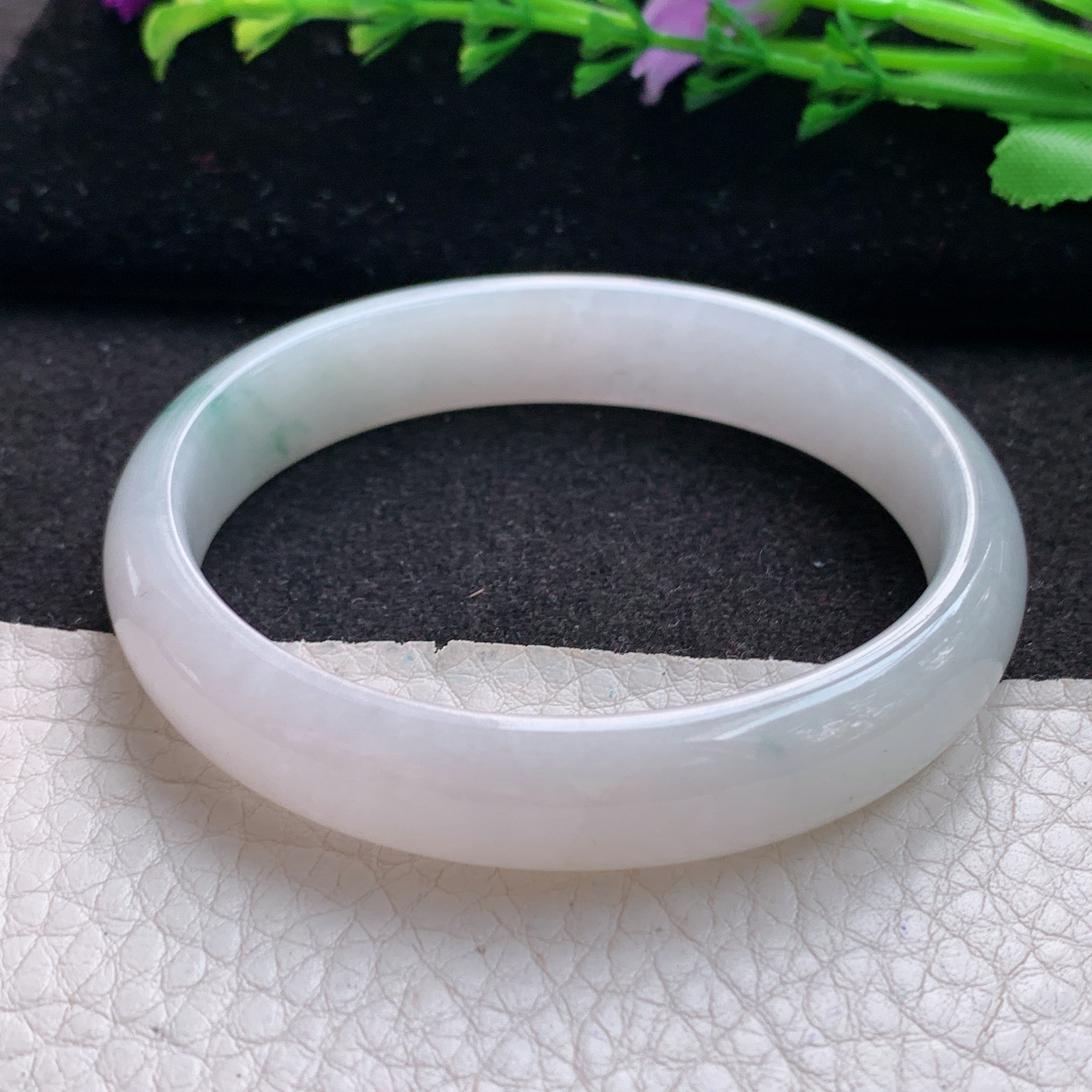 zjf实拍54*49*11.5*6贵妃镯 缅甸翡翠A货玉手镯精美飘花秀气蛋形玉手镯