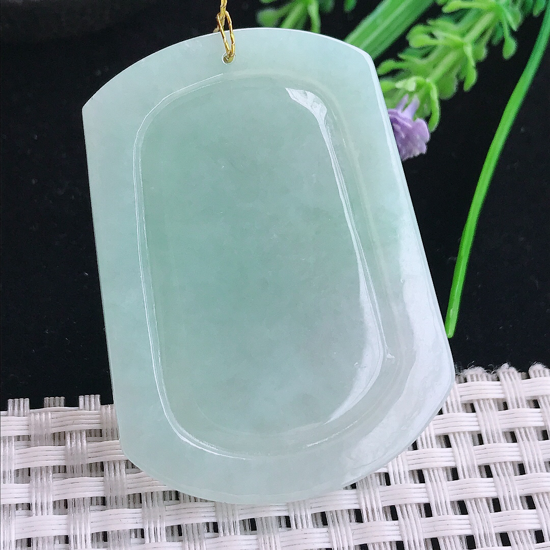 实拍A货翡翠52.6/38.8/7.3老坑冰润水灵浅绿色赵公明吊坠翡翠玉挂件