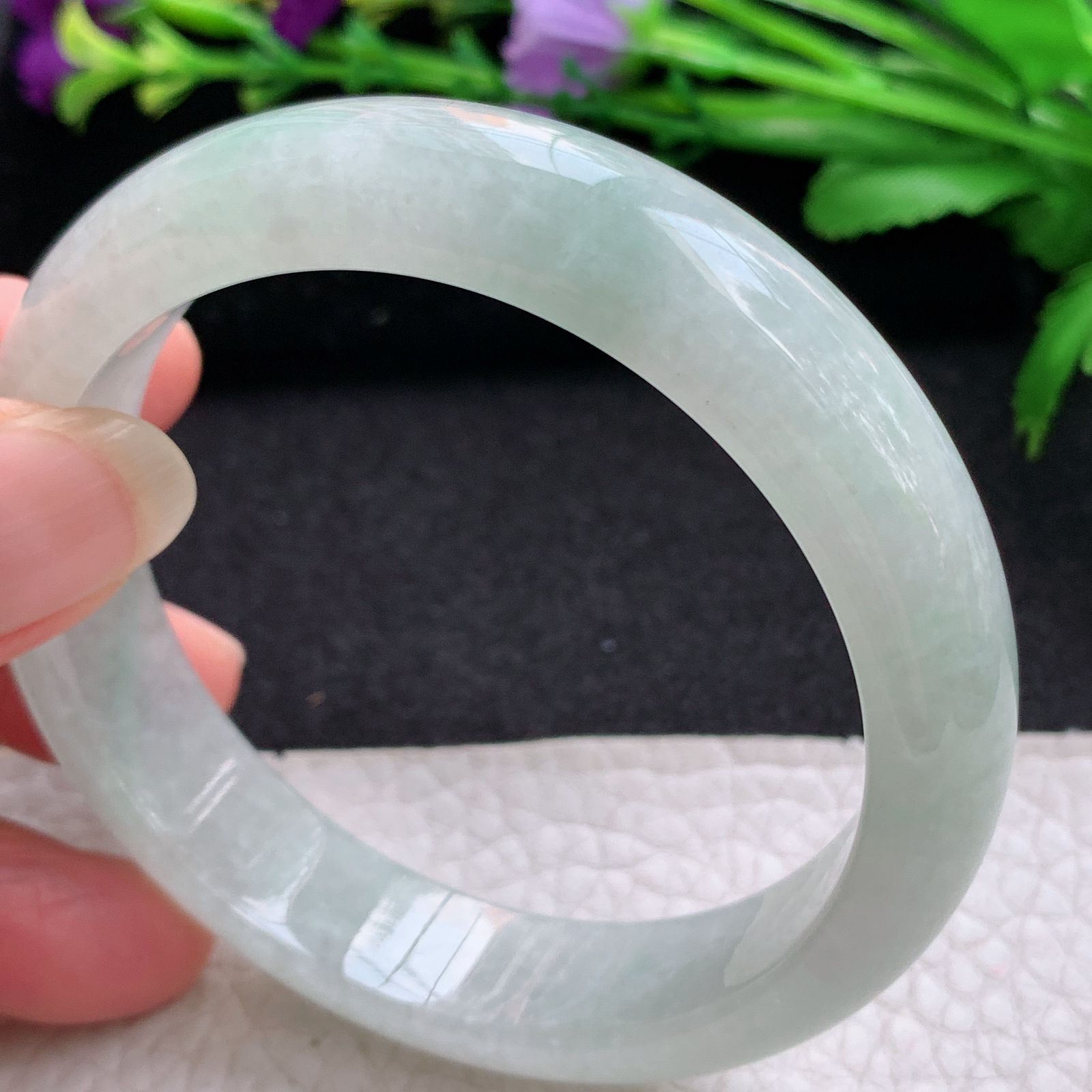 z实拍56*13.6*8平安镯 缅甸翡翠A货玉手镯精美浅绿正圈玉手镯