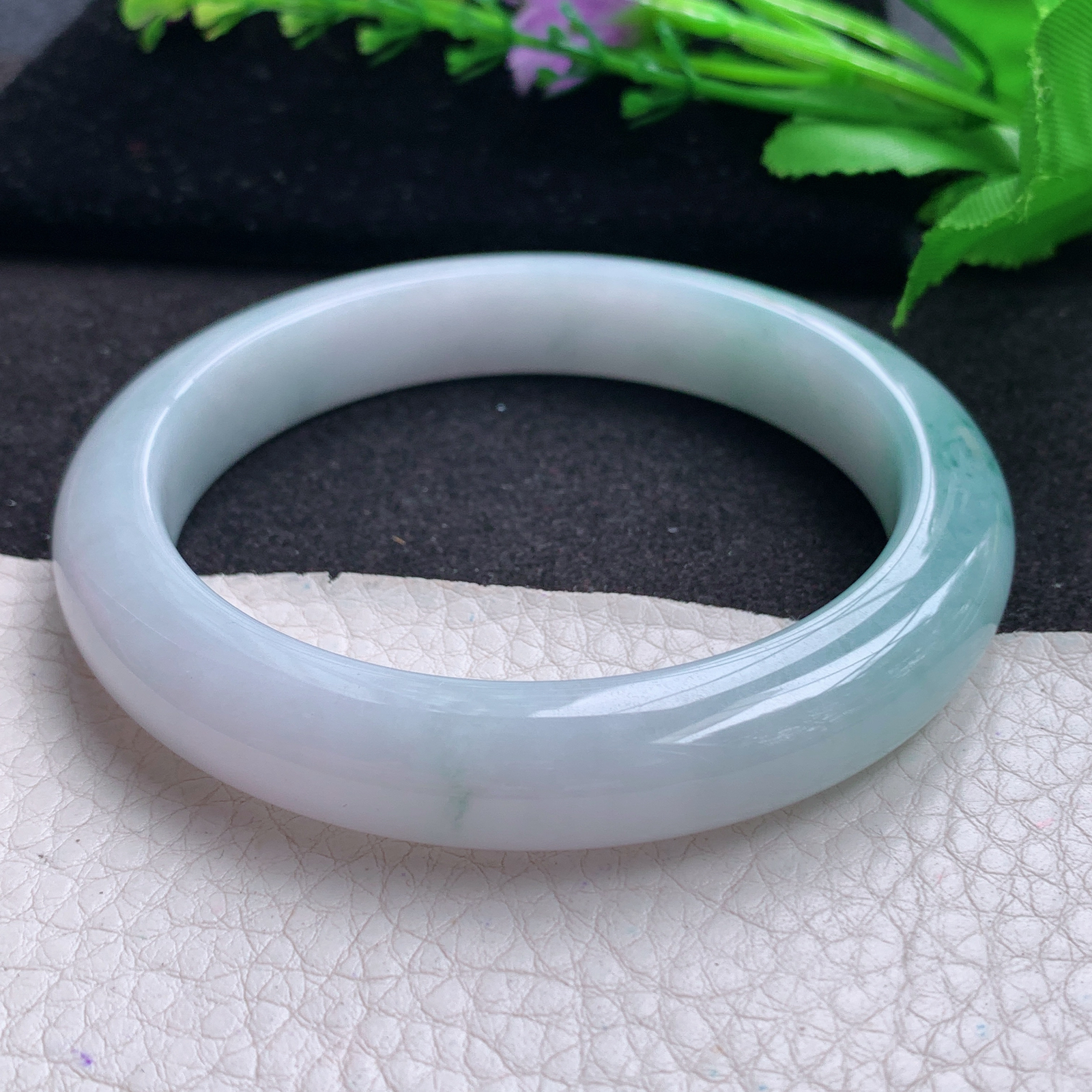 yh 大圈口62*12*9.2平安镯 缅甸翡翠A货玉手镯精美飘花大气正圈玉手镯