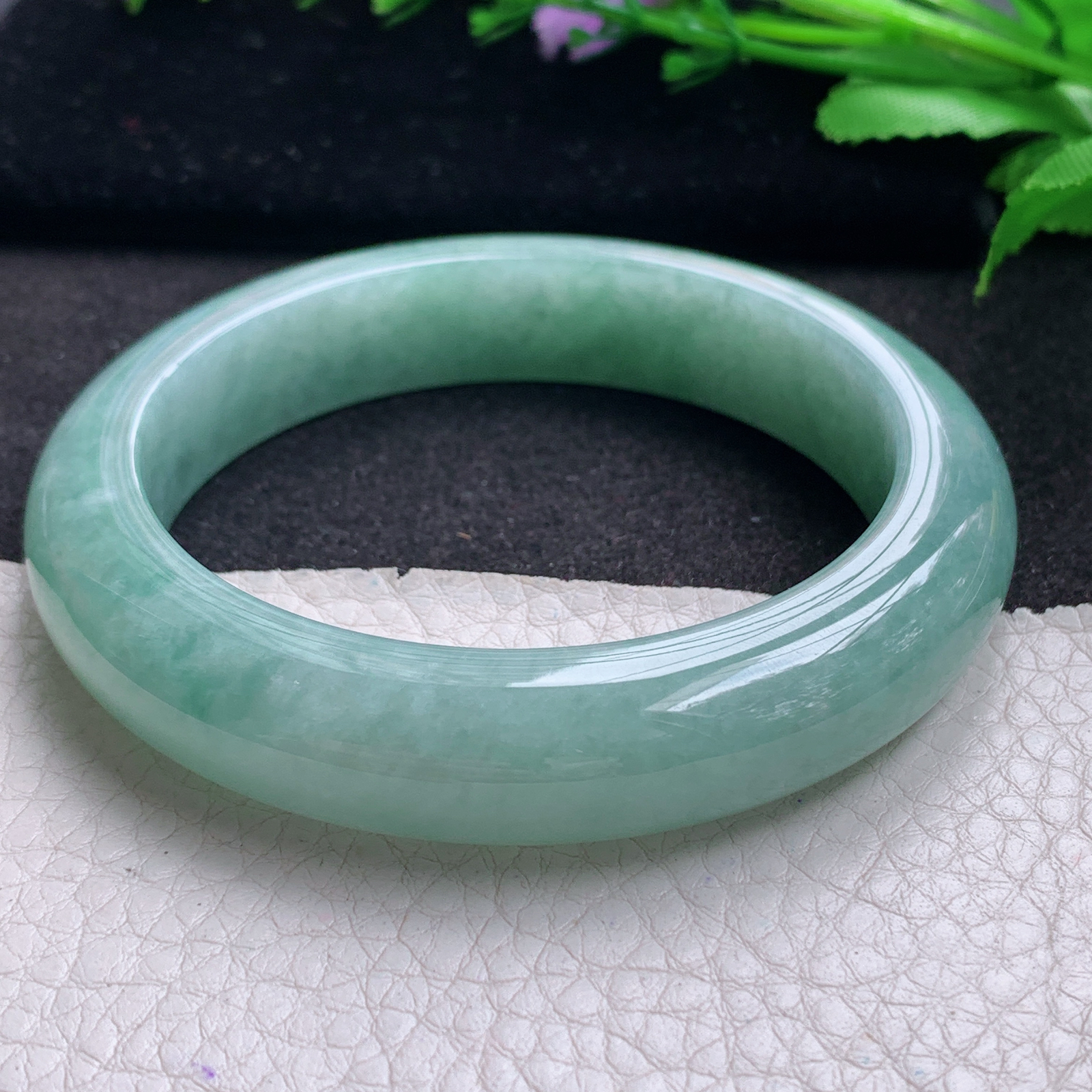 yh实拍58.5*13.3*9.6平安镯 缅甸翡翠A货玉手镯精美满绿厚装正圈玉手镯