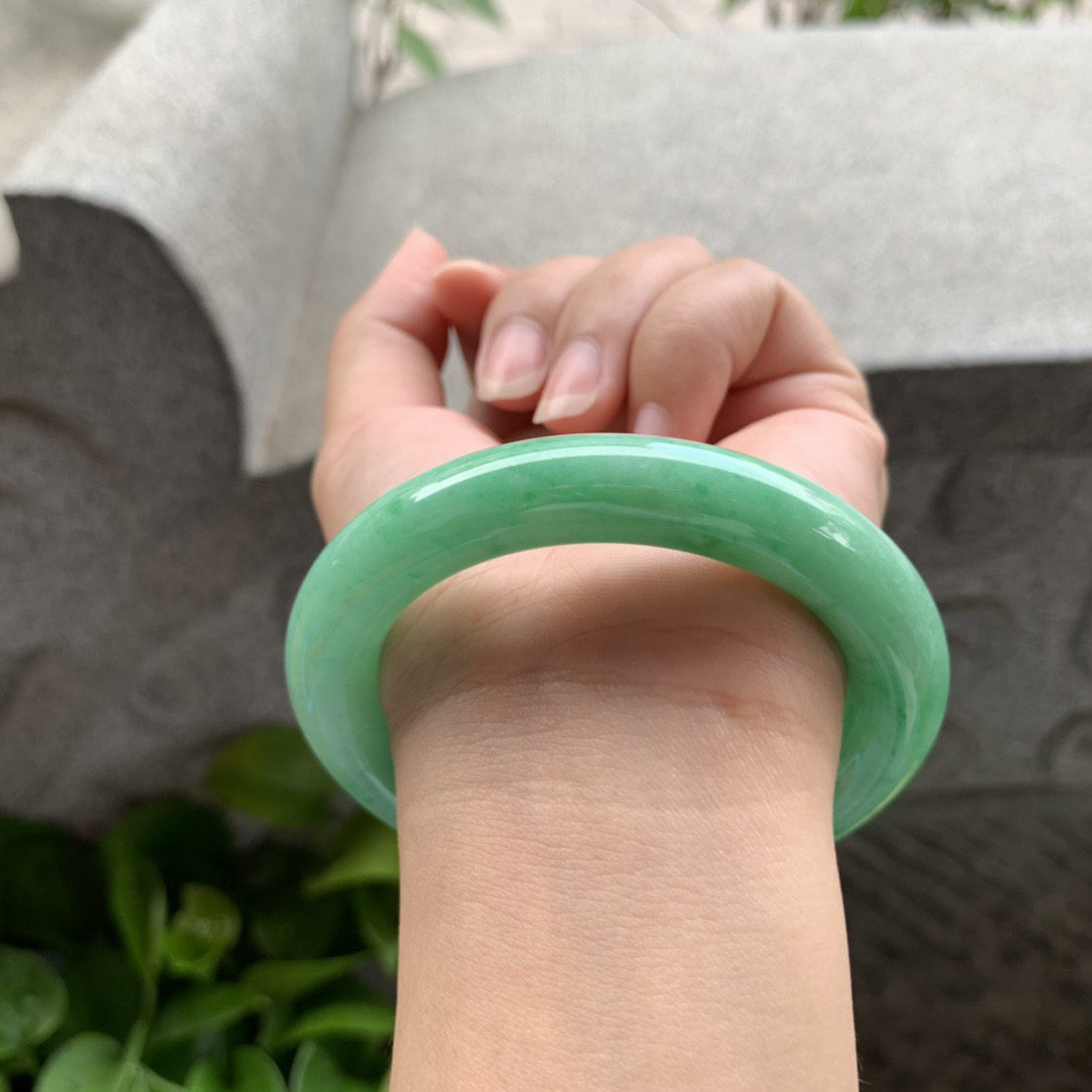 圈口55.8-11.3 【满绿圆条手镯】圆条55 56可戴