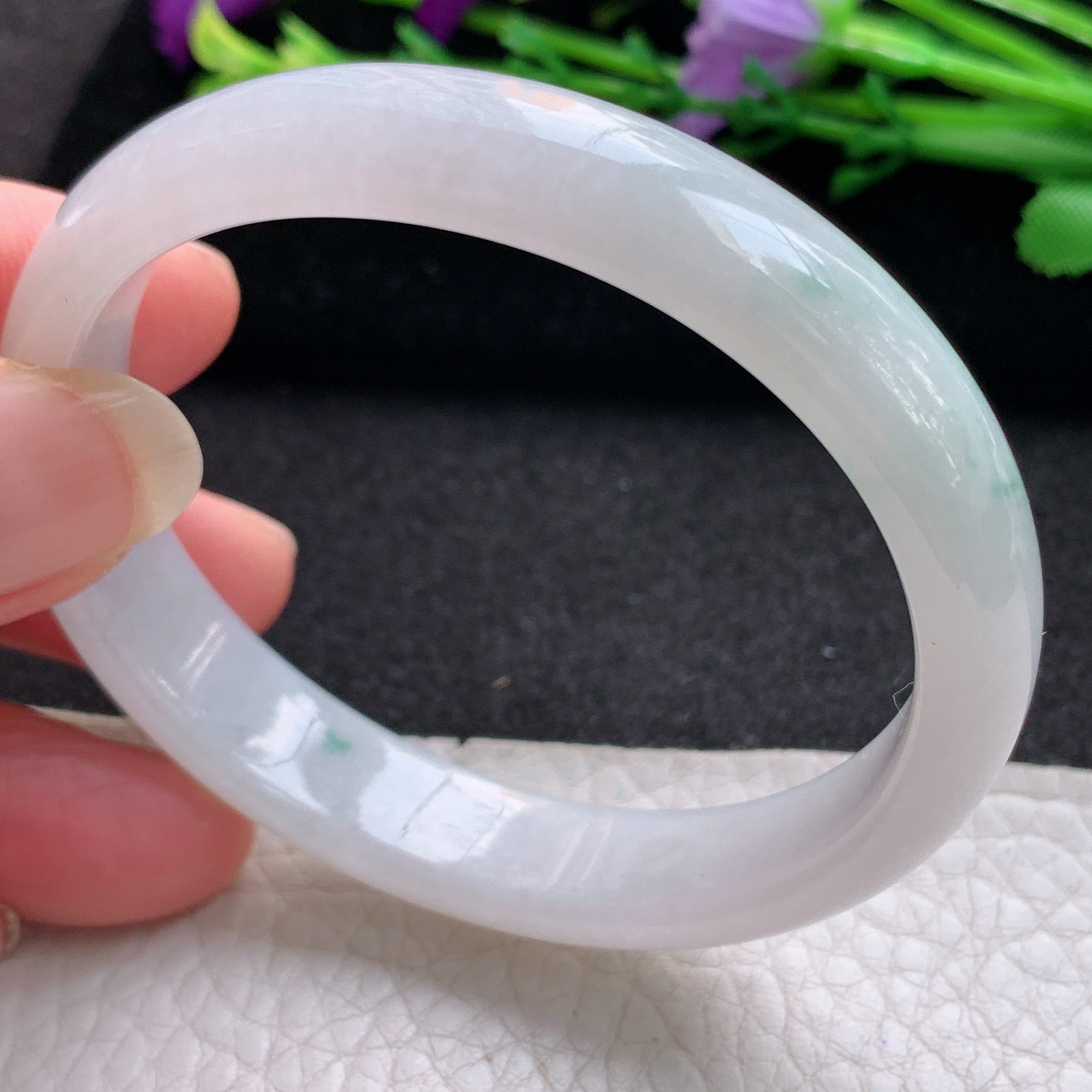 zjf实拍54*49*11.5*6贵妃镯 缅甸翡翠A货玉手镯精美飘花秀气蛋形玉手镯