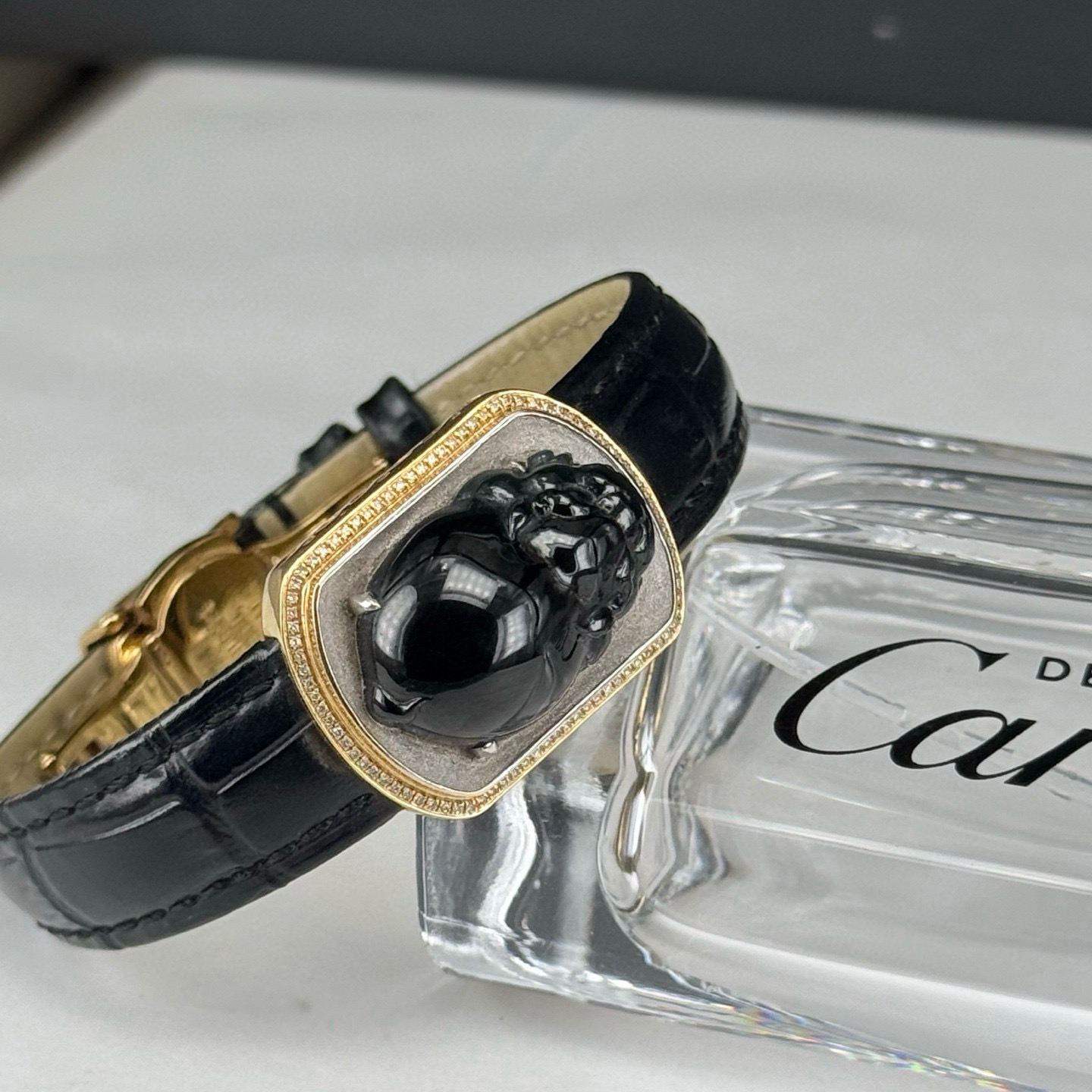 精品18k墨翠手环 种好色正 黑度极好 打灯通透 油性十足 尺寸22