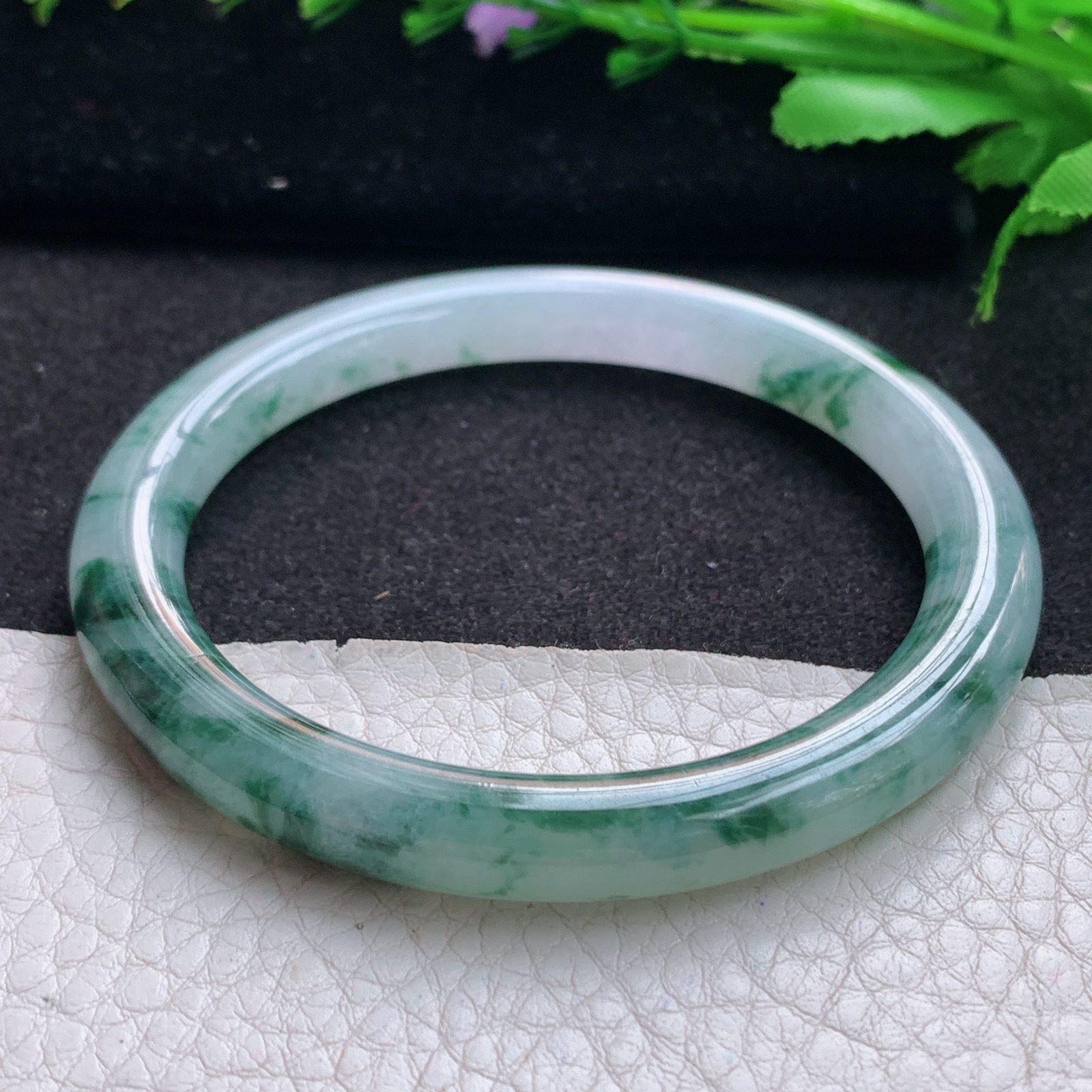 ax实拍58*7.8*8.2为人镯 缅甸翡翠A货玉手镯精美冰飘花圆条玉手镯