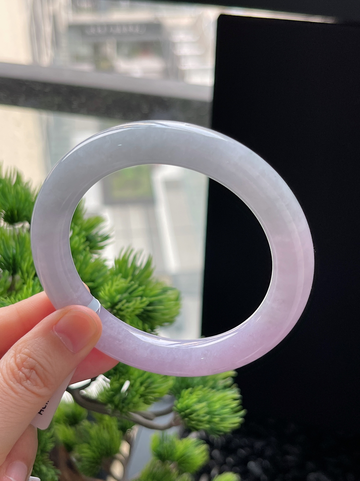 圆镯58.1圈口，翡翠糯化种春带彩手镯