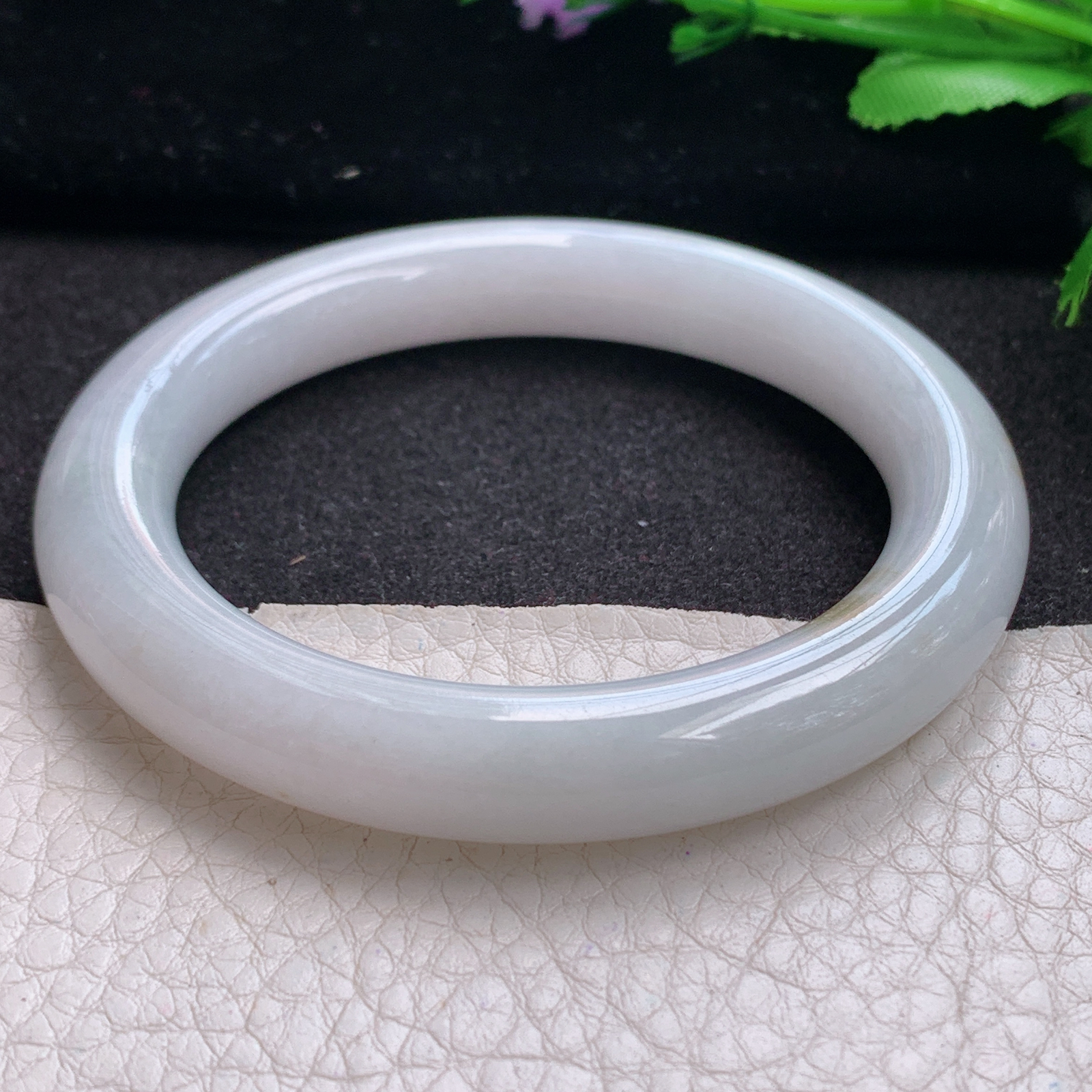 ll实拍53.5*10美人镯 缅甸翡翠A货玉手镯精美双彩圆条玉手镯