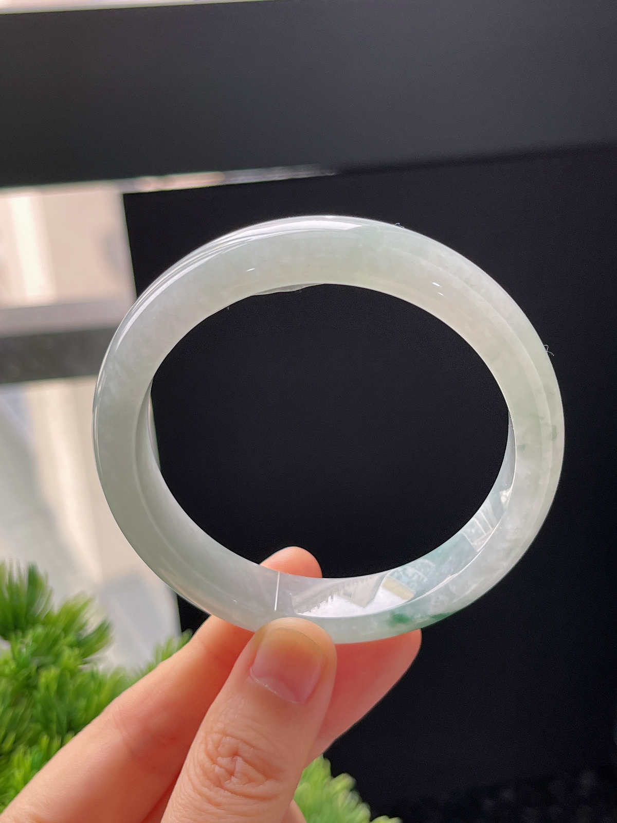 正圈56.2圈口，翡翠糯化种飘花手镯