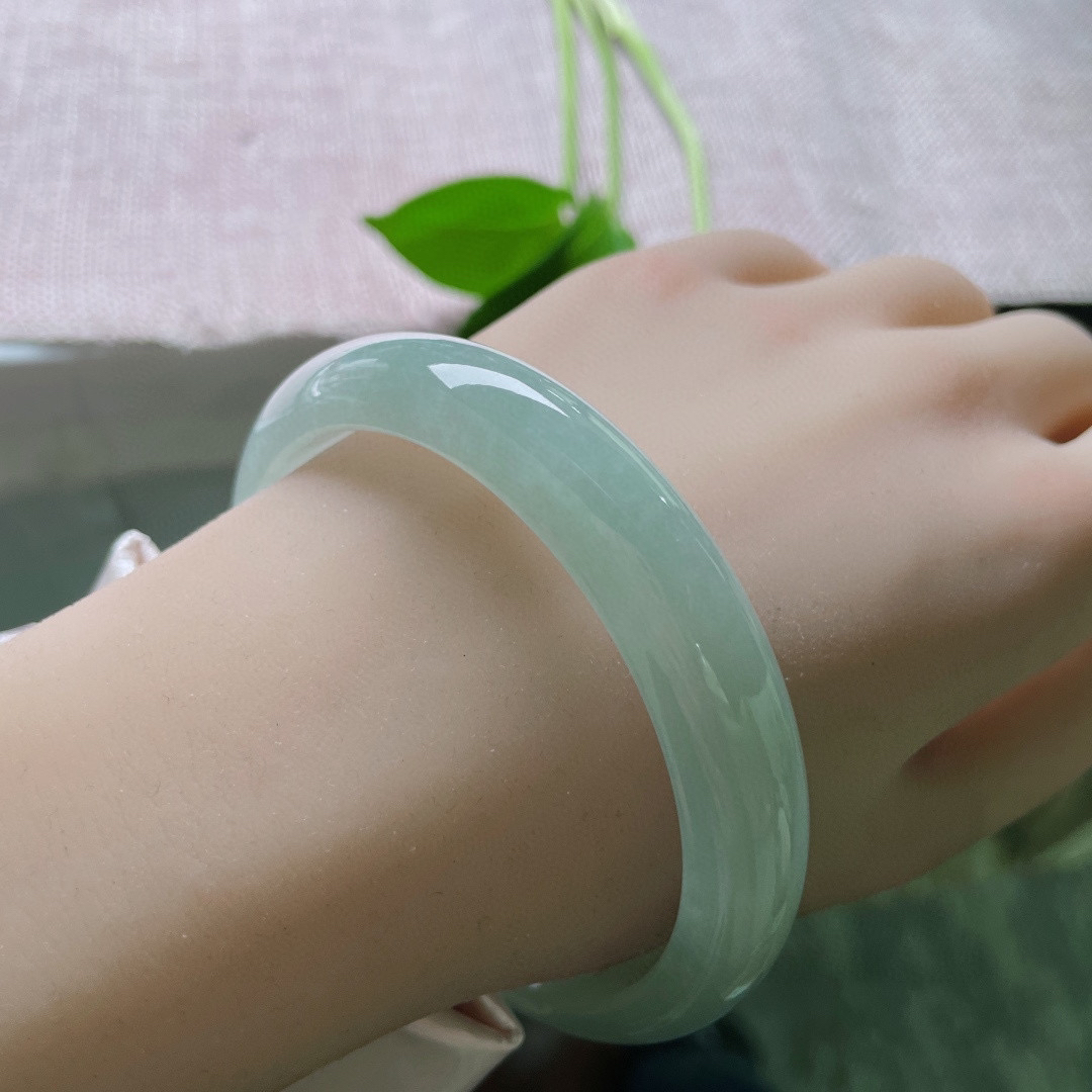 61.9/12.4/7.7，无纹裂