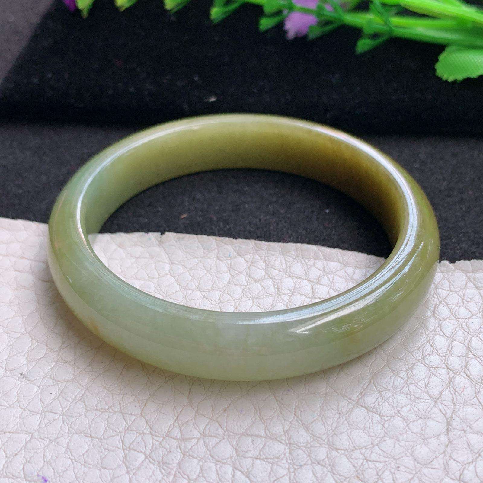 z小圈口51*10.5*7平安镯 缅甸翡翠A货玉手镯精美冰黄正圈玉手镯