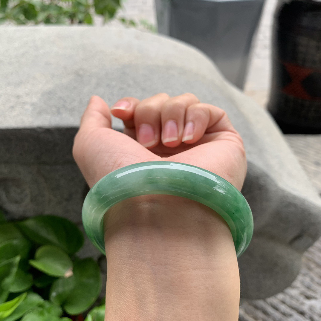 小圈口53-12.3-8.6 【辣绿正圈手镯】正圈53 54可戴