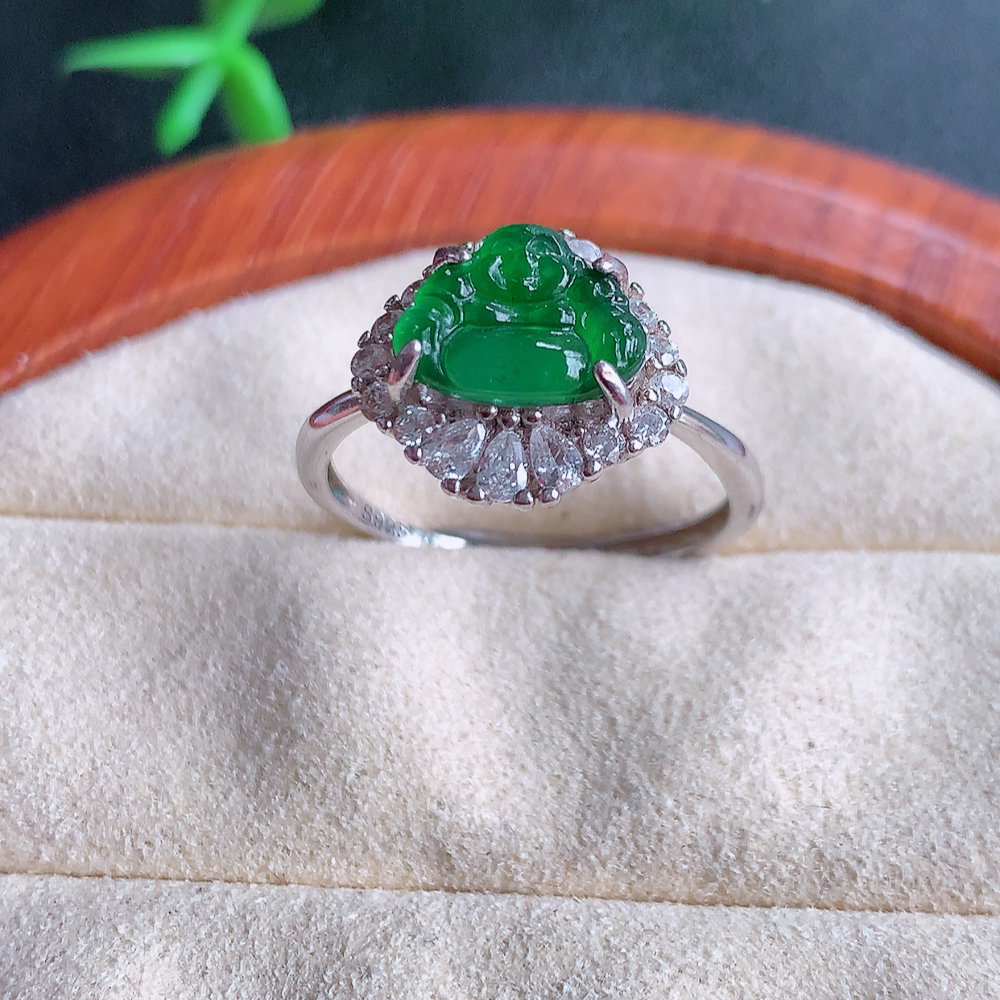 冰润满绿精美佛公翡翠戒指  玉质细腻  冰清玉润  飘花灵动  颜色漂亮  W481.21   内径