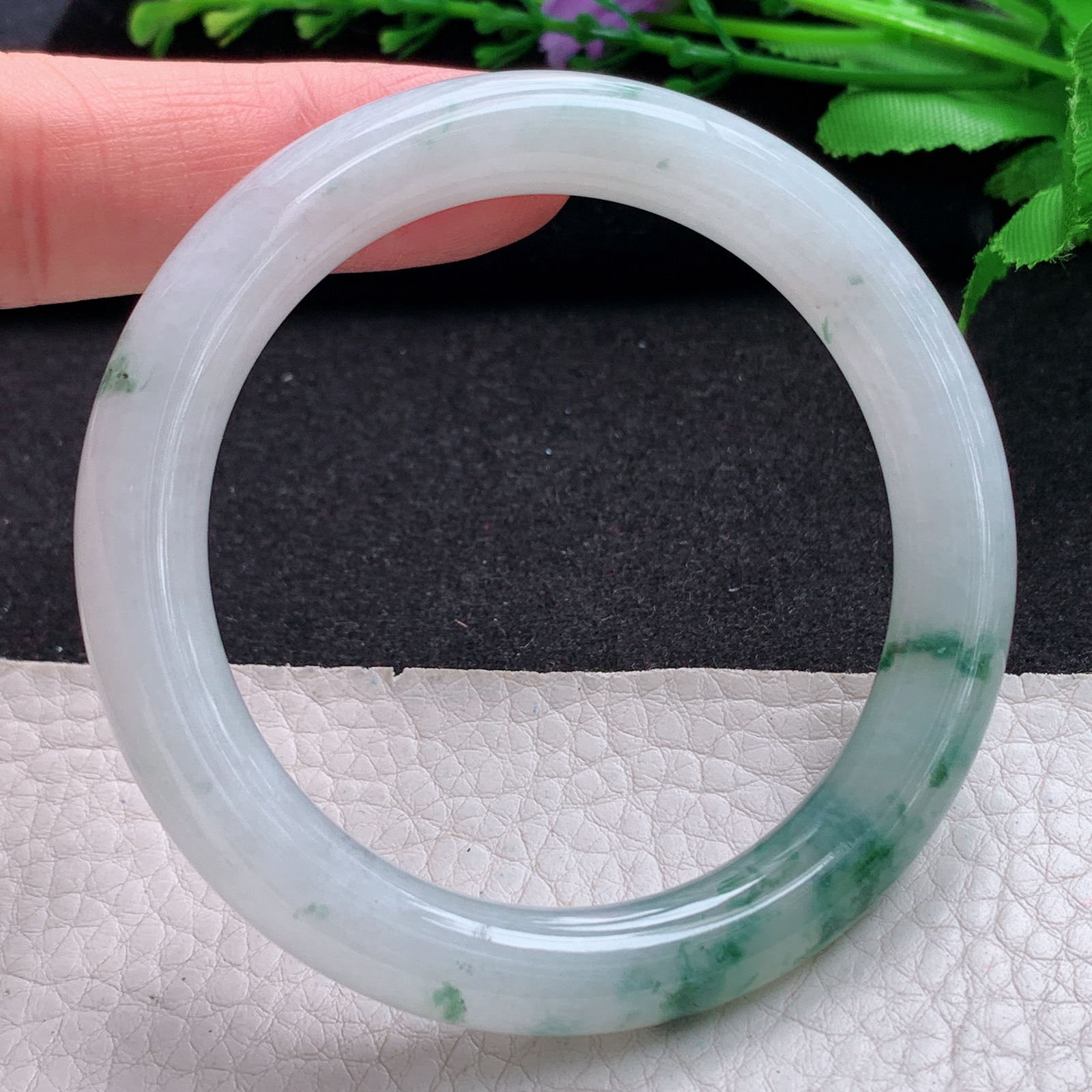 xc实拍53.5*9*美人镯 缅甸翡翠A货玉手镯精美冰飘花秀气圆条玉手镯