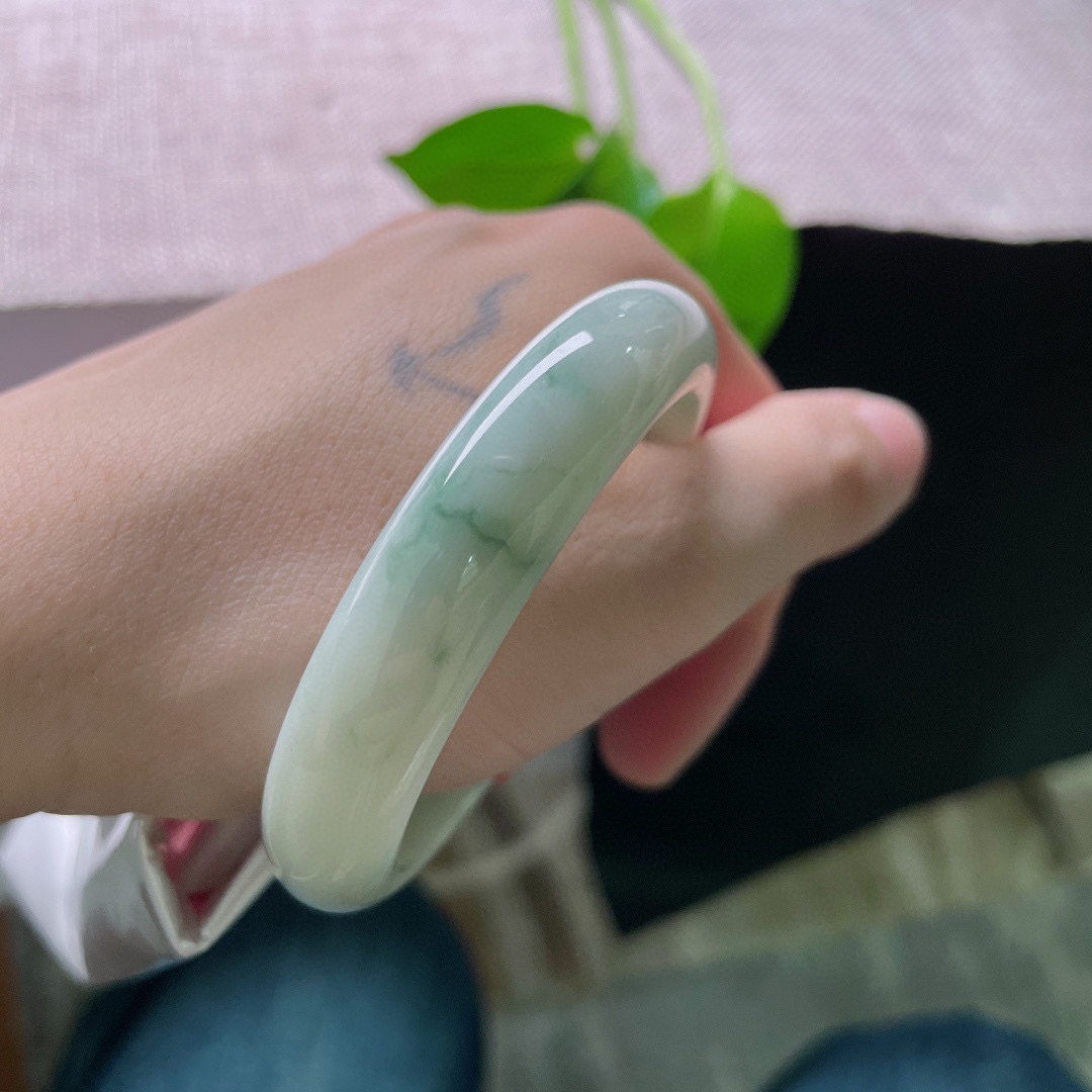 51/11.7/7.4，飘花正圈，肉质细腻干净，小手福利，简约不简单，无纹裂