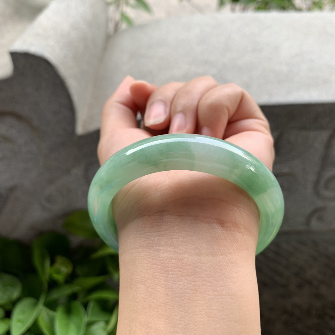 圈口55.2-12.5-8.6 【芙蓉绿正圈手镯】正圈55 56可戴