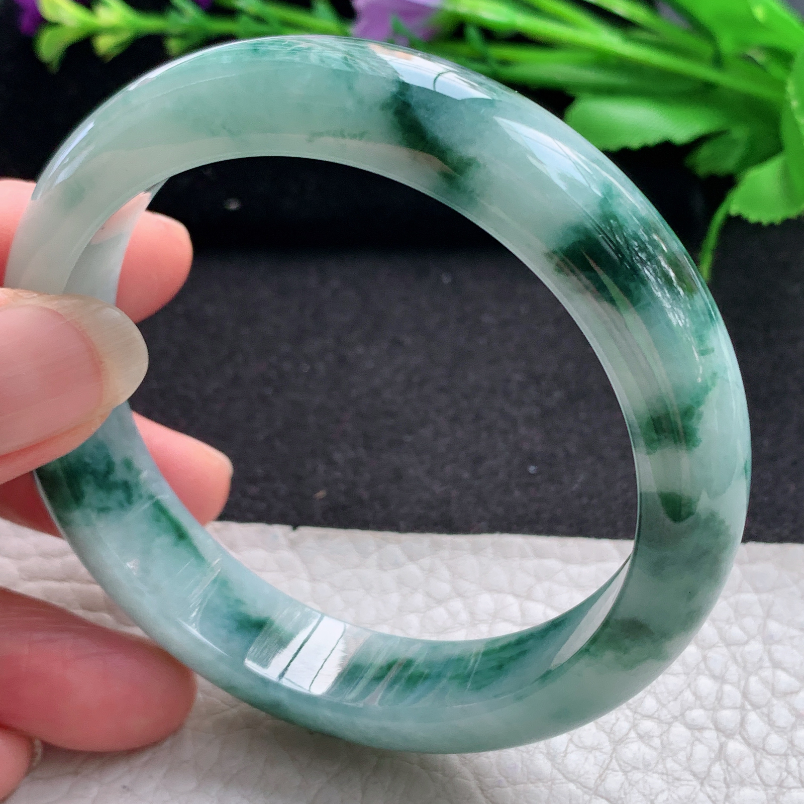 js实拍57*13*8.2平安镯 缅甸翡翠A货玉手镯精美飘花大气正圈玉手镯