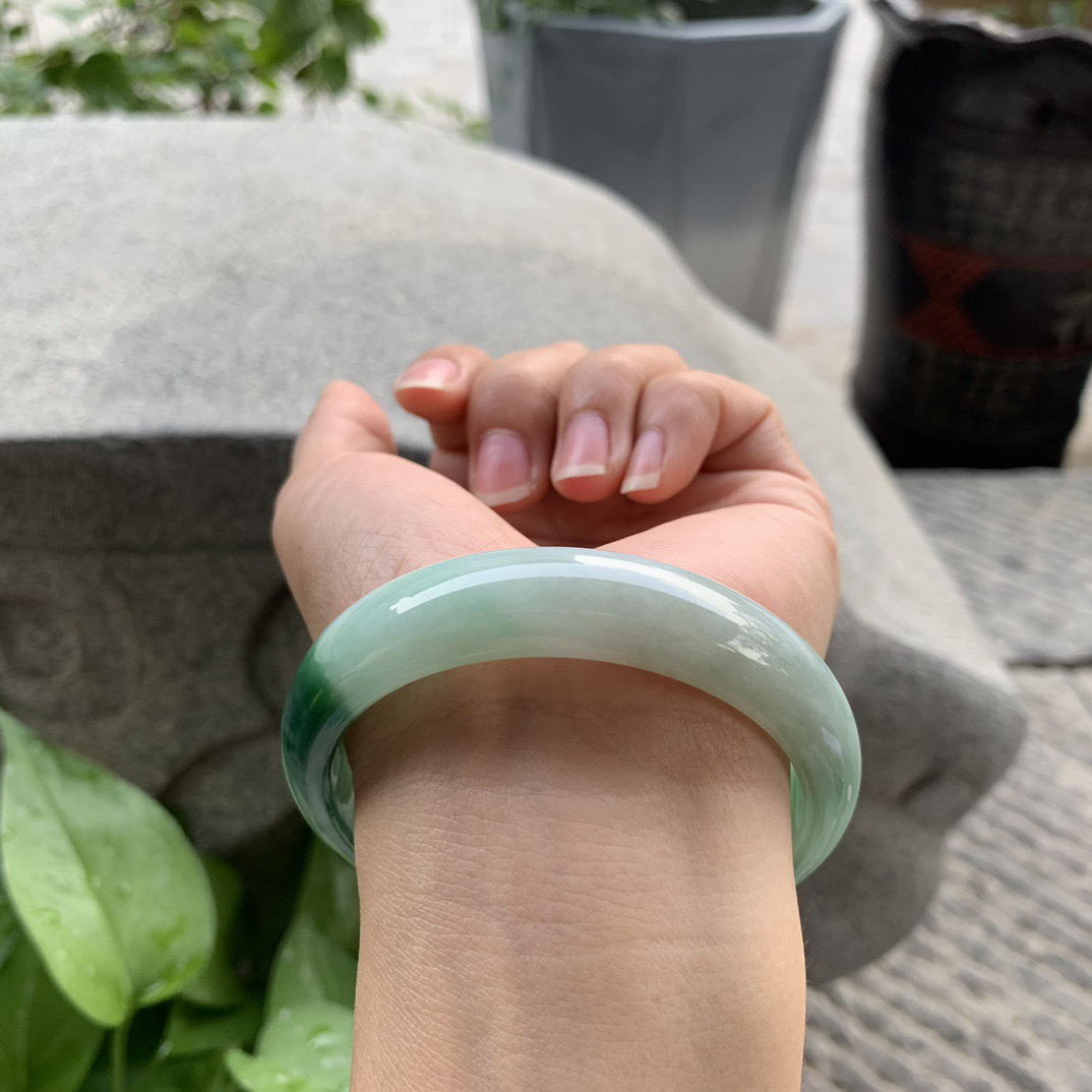 大圈口 58-14-7.7【辣绿正圈手镯】正圈58 59可戴