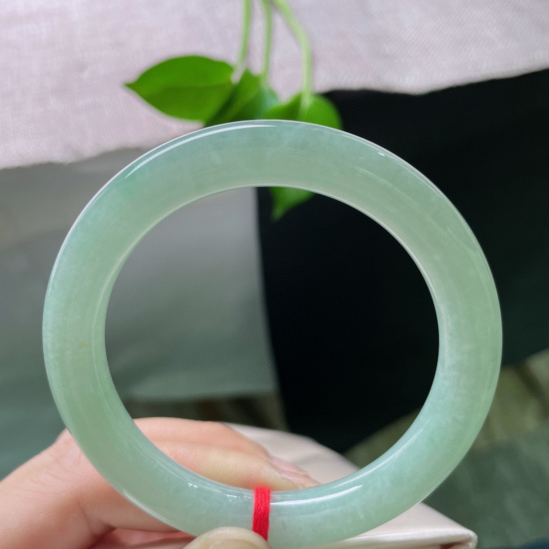 55.2/9.9果绿圆条，无纹裂