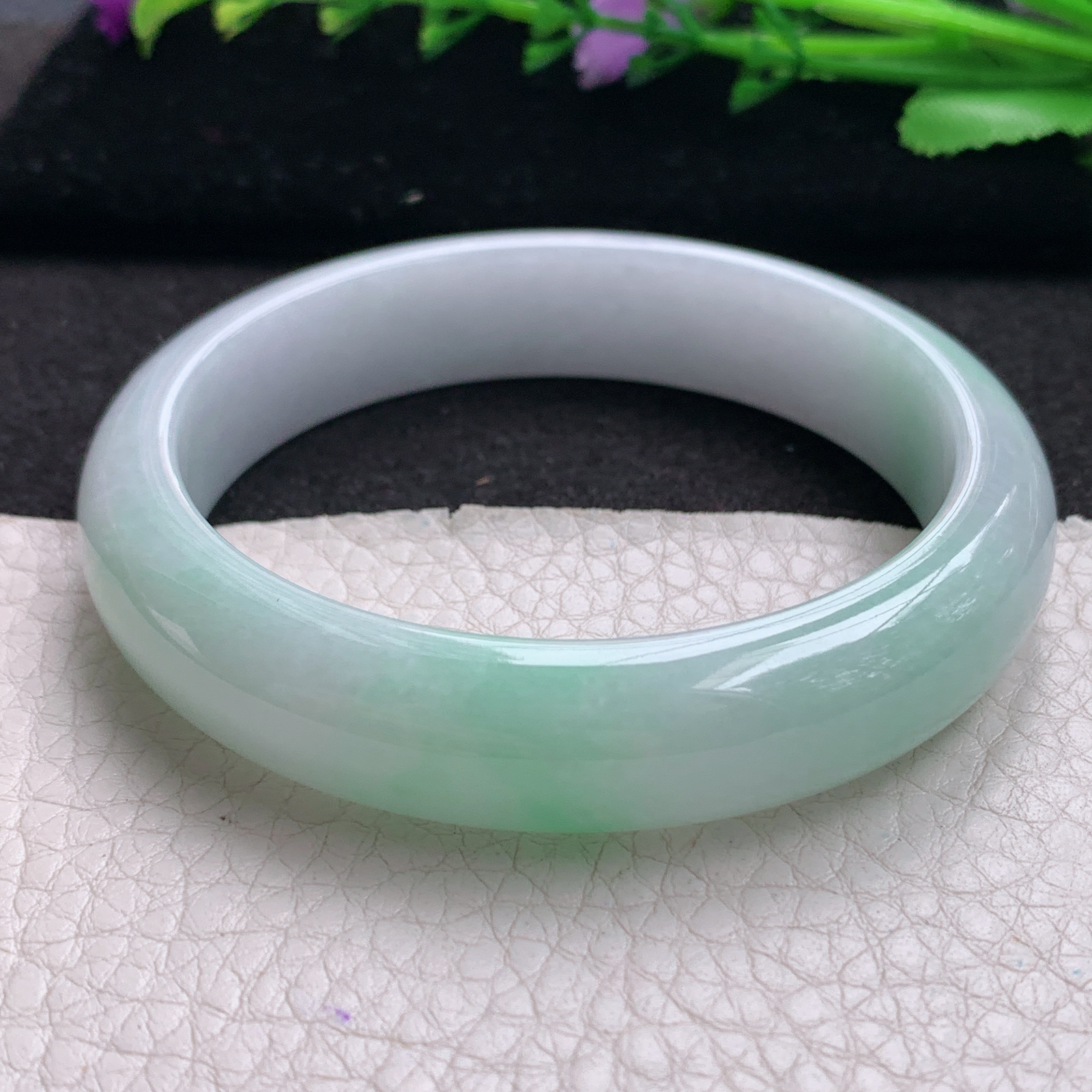 ee清新款57*13*7.5平安镯 缅甸翡翠A货玉手镯精美飘绿玉手环