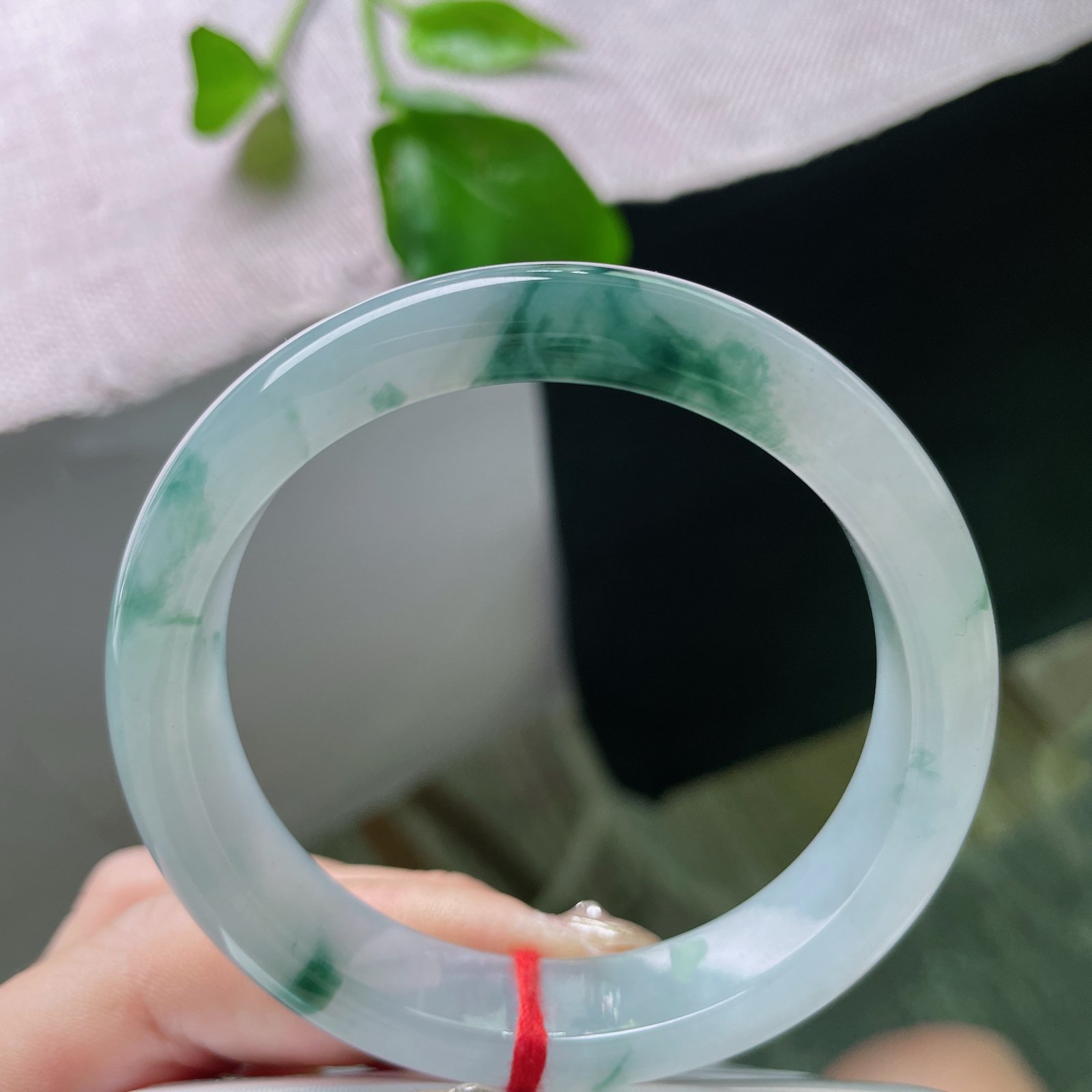 55/12.4/7.6，冰飘花正圈，种老，冰冰透透，西塞山前白鹭飞，桃花流水鳜鱼肥。完美，