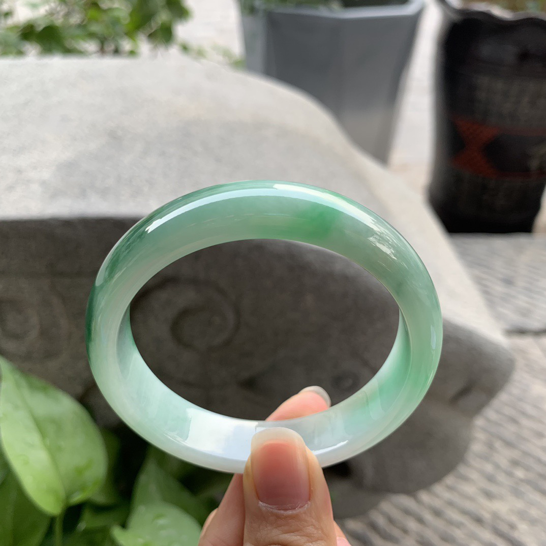 大圈口 58-14-7.7【辣绿正圈手镯】正圈58 59可戴