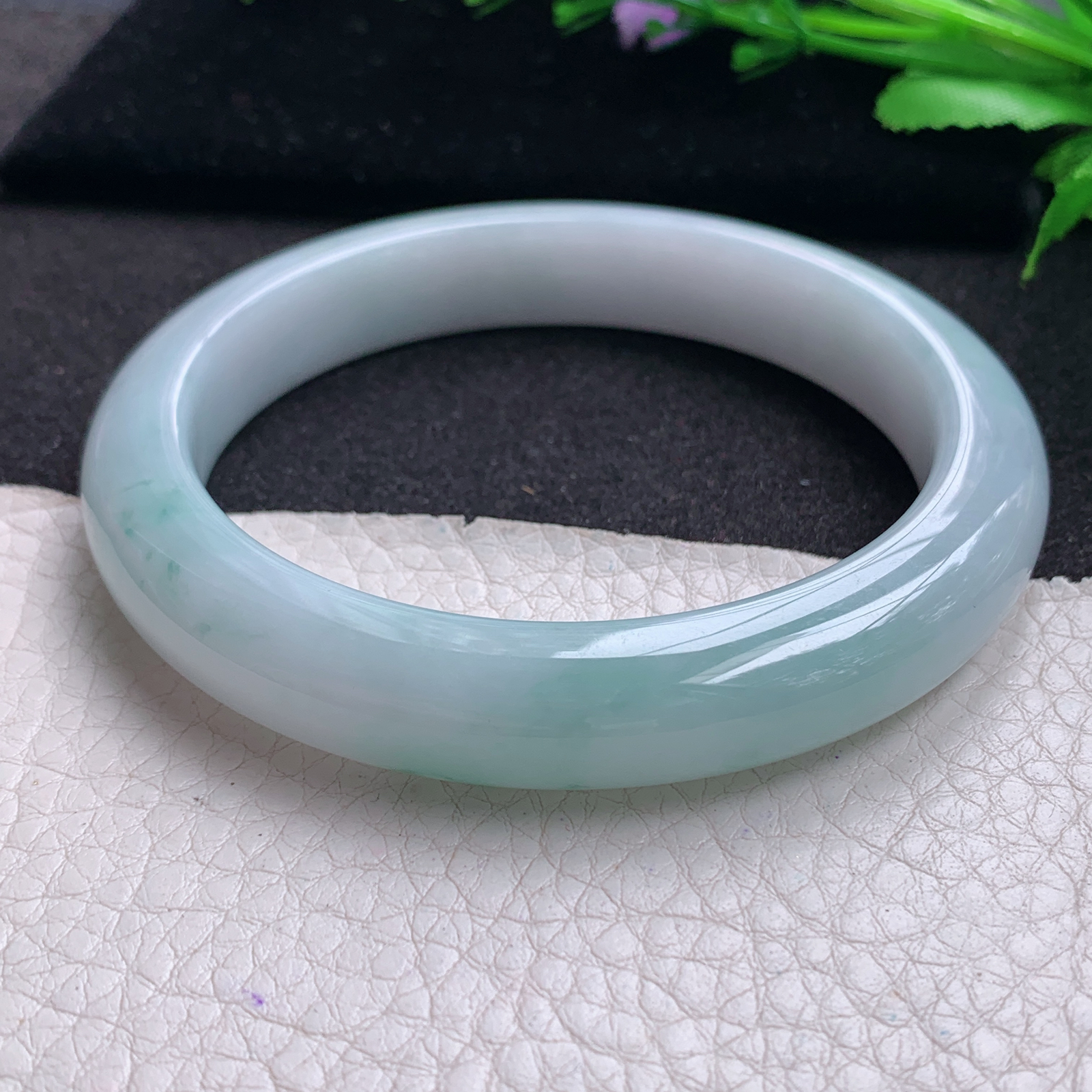 yh 大圈口62*12*9.2平安镯 缅甸翡翠A货玉手镯精美飘花大气正圈玉手镯