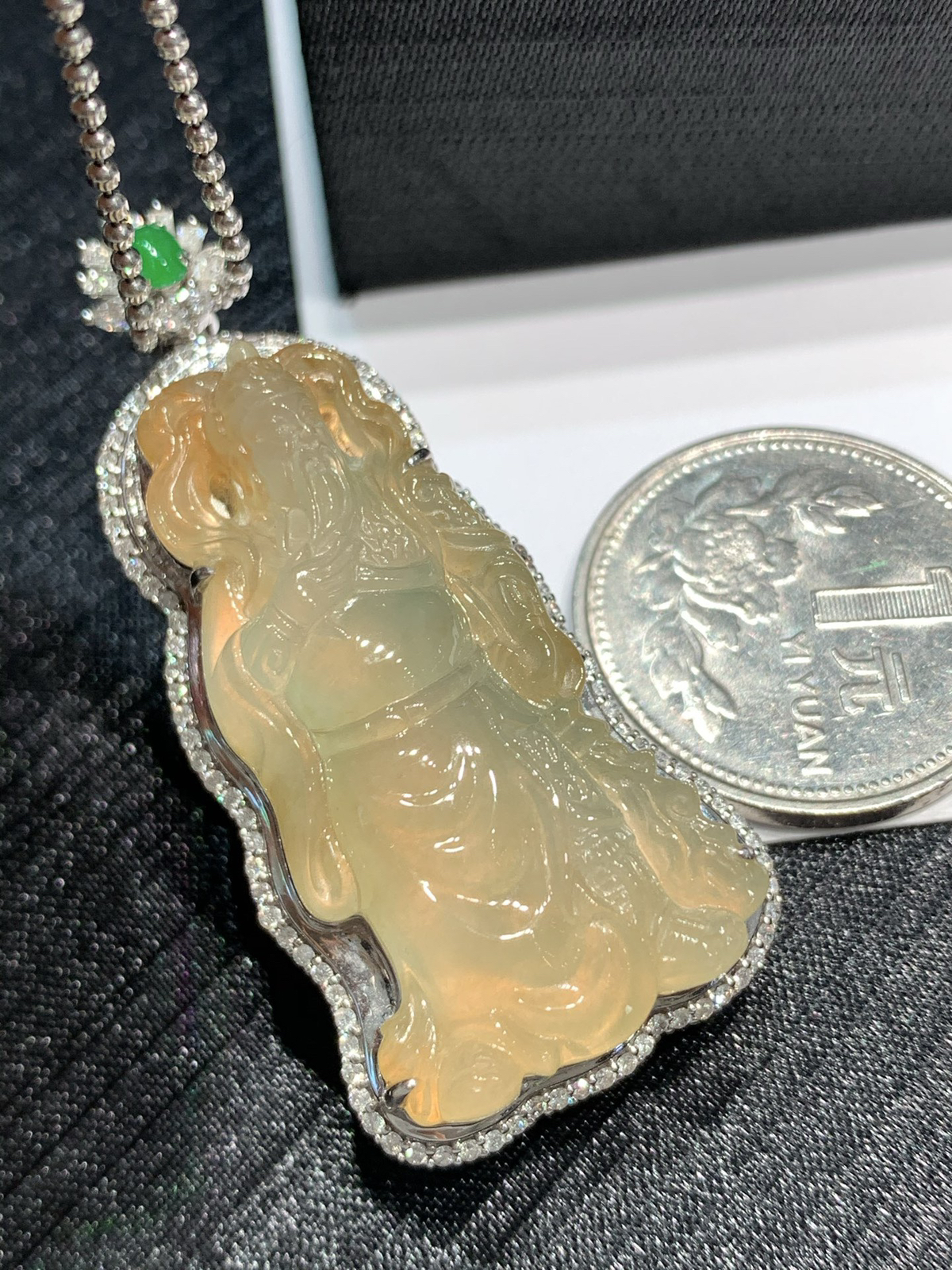 冰种黄翡关公，武财神~