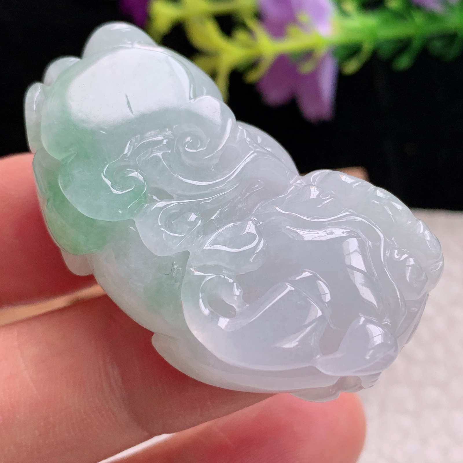 xo实拍44.8*23.5*12.2缅甸翡翠a货冰飘绿霸王貔貅 玉皮休挂件 玉坠