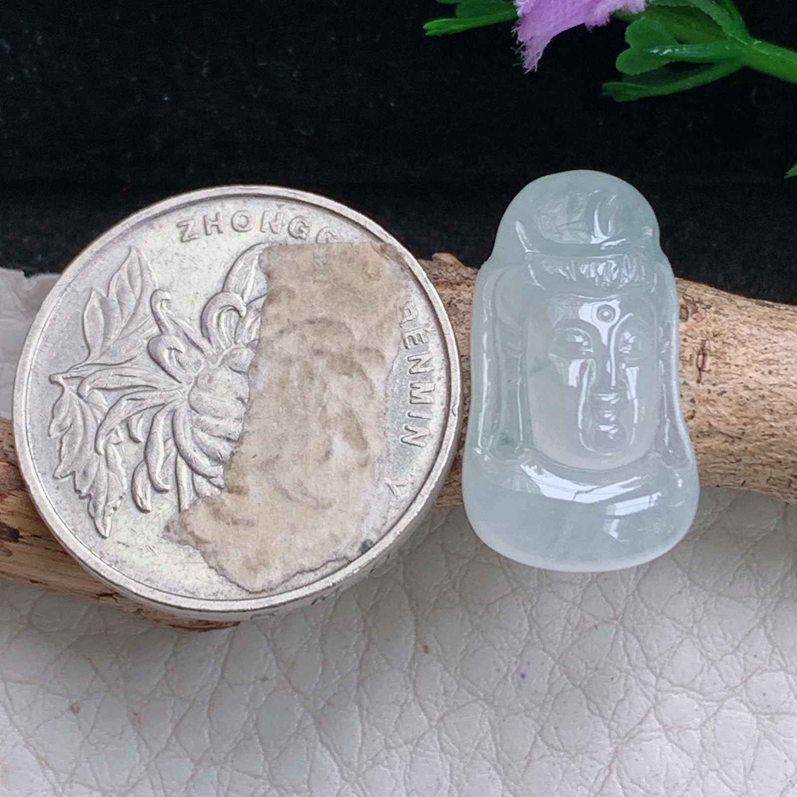 xo实拍22*12.5*6缅甸翡翠冰种起光观音首 观音头玉挂件 玉坠