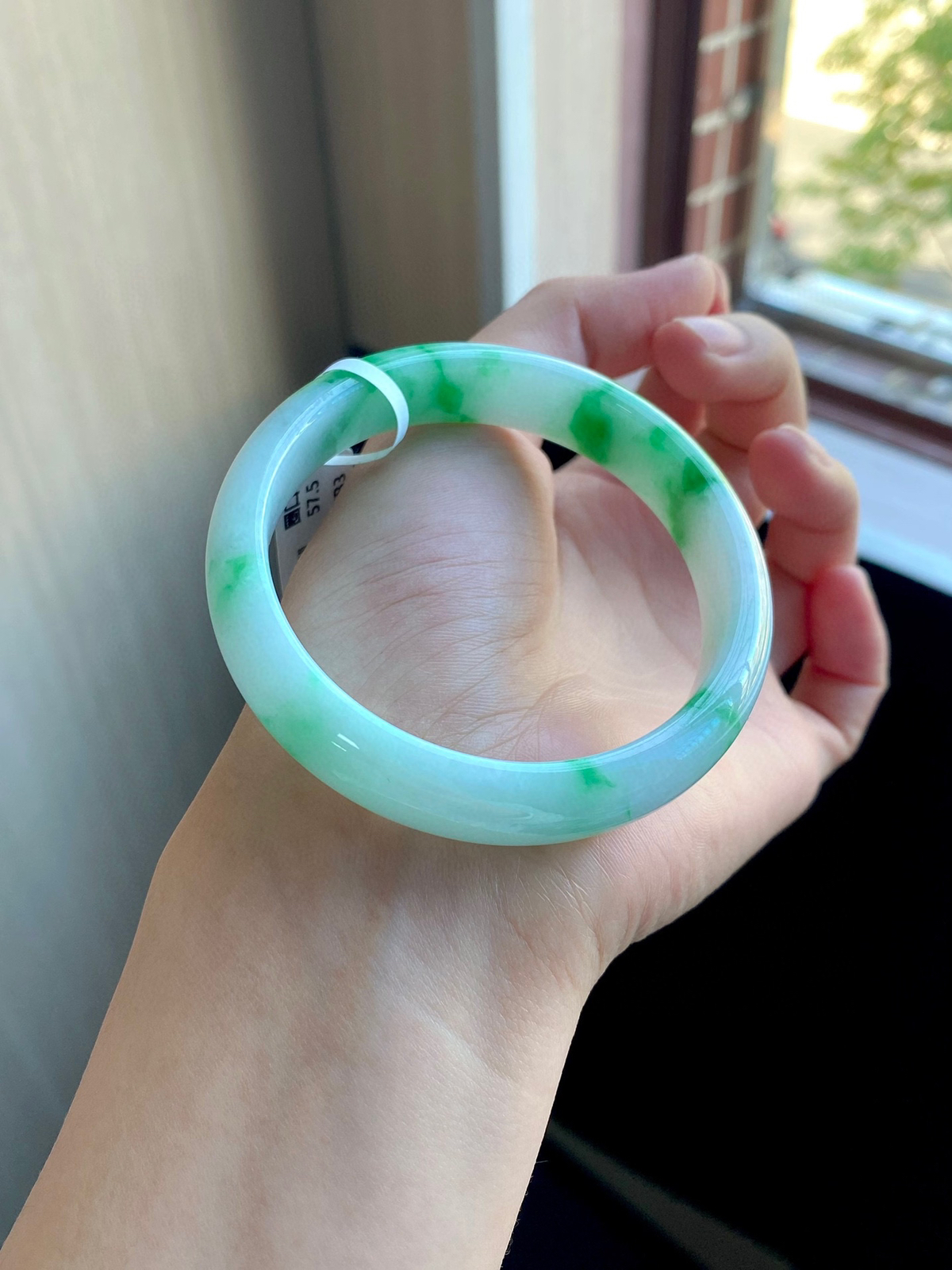 阳绿白底青正圈成品（ 细纹不显不扣）

⭕️57.5-12.8-7.4