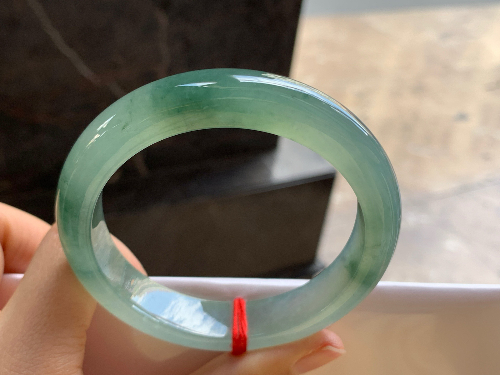 59.5-13-9

飘花手镯^_^种水好 鲜艳