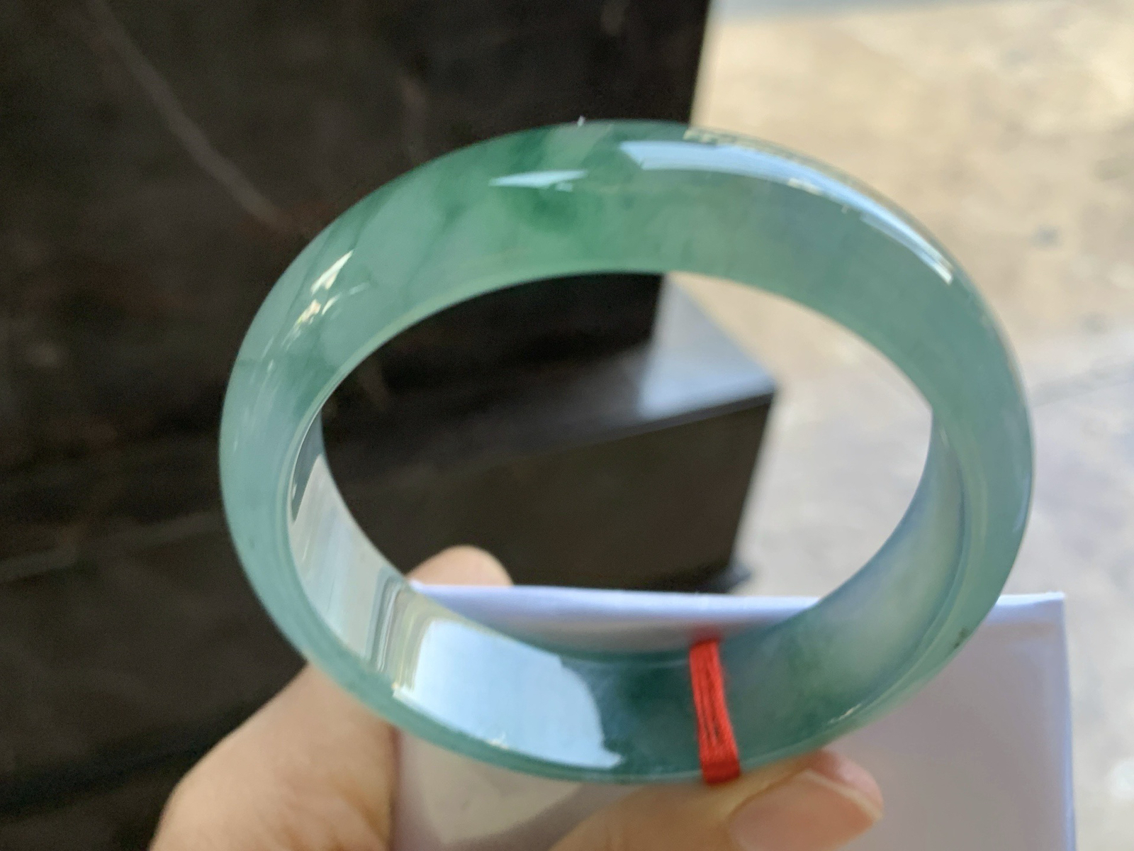 58.5-17-7.6

冰飘花宽版手镯^_^透亮 荧光十足