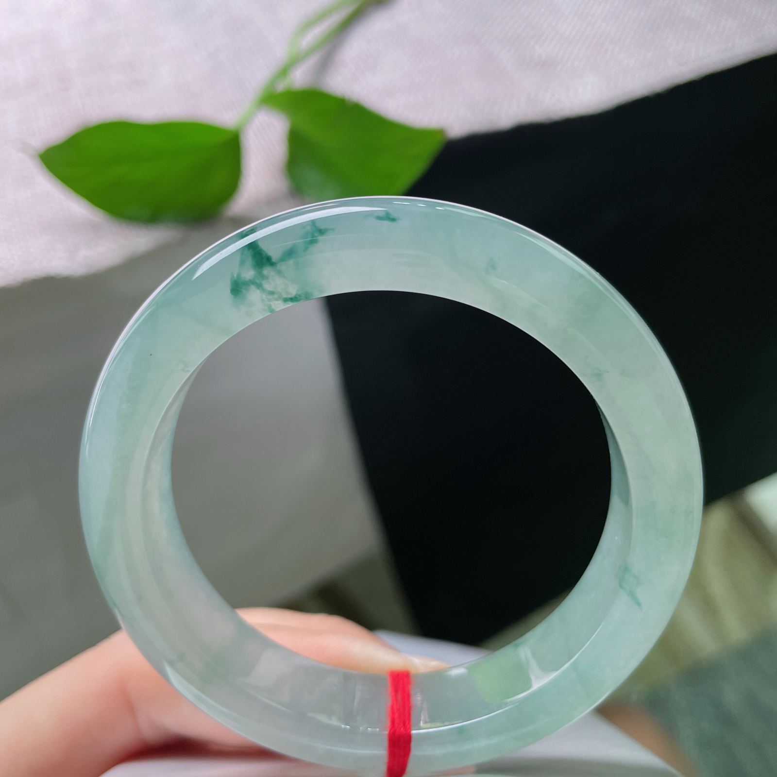 54.2/12.4/8.6，飘花飘逸灵动，正圈冰飘花，灵动雅致，贵气耐看，完美。