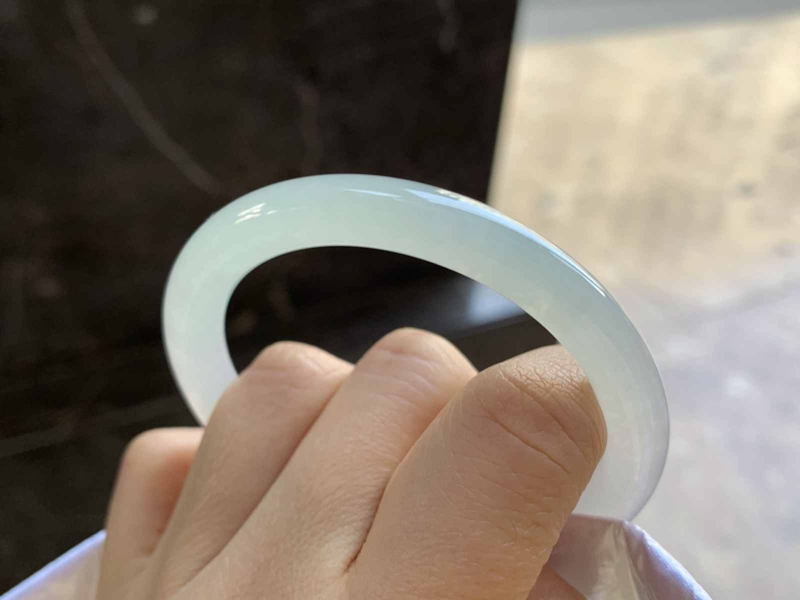 53-7.8

晴底圆条手镯^_^清新