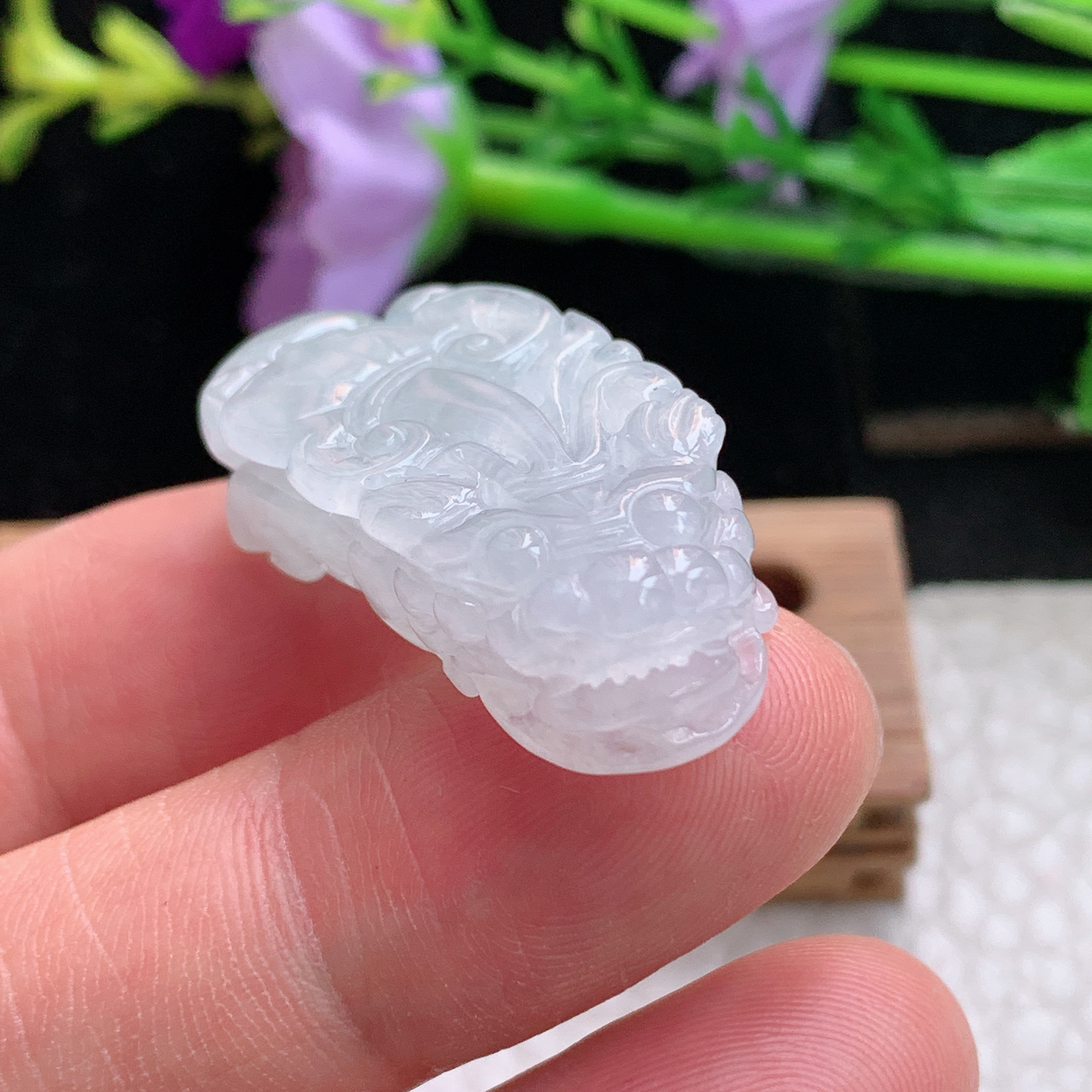 xo实拍33*16*9缅甸翡翠a货冰纯招财貔貅 玉皮休挂件 玉坠