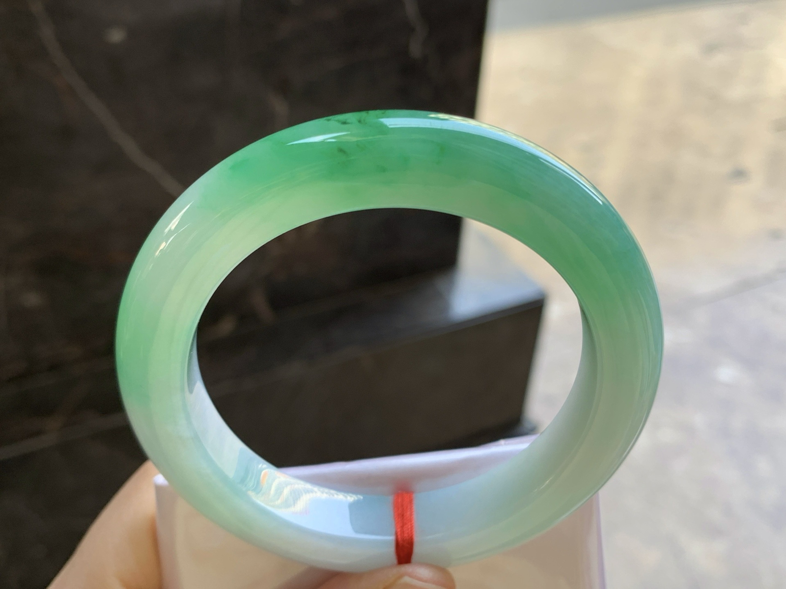 59-12.2-10.8

阳绿色手镯^_^色阳