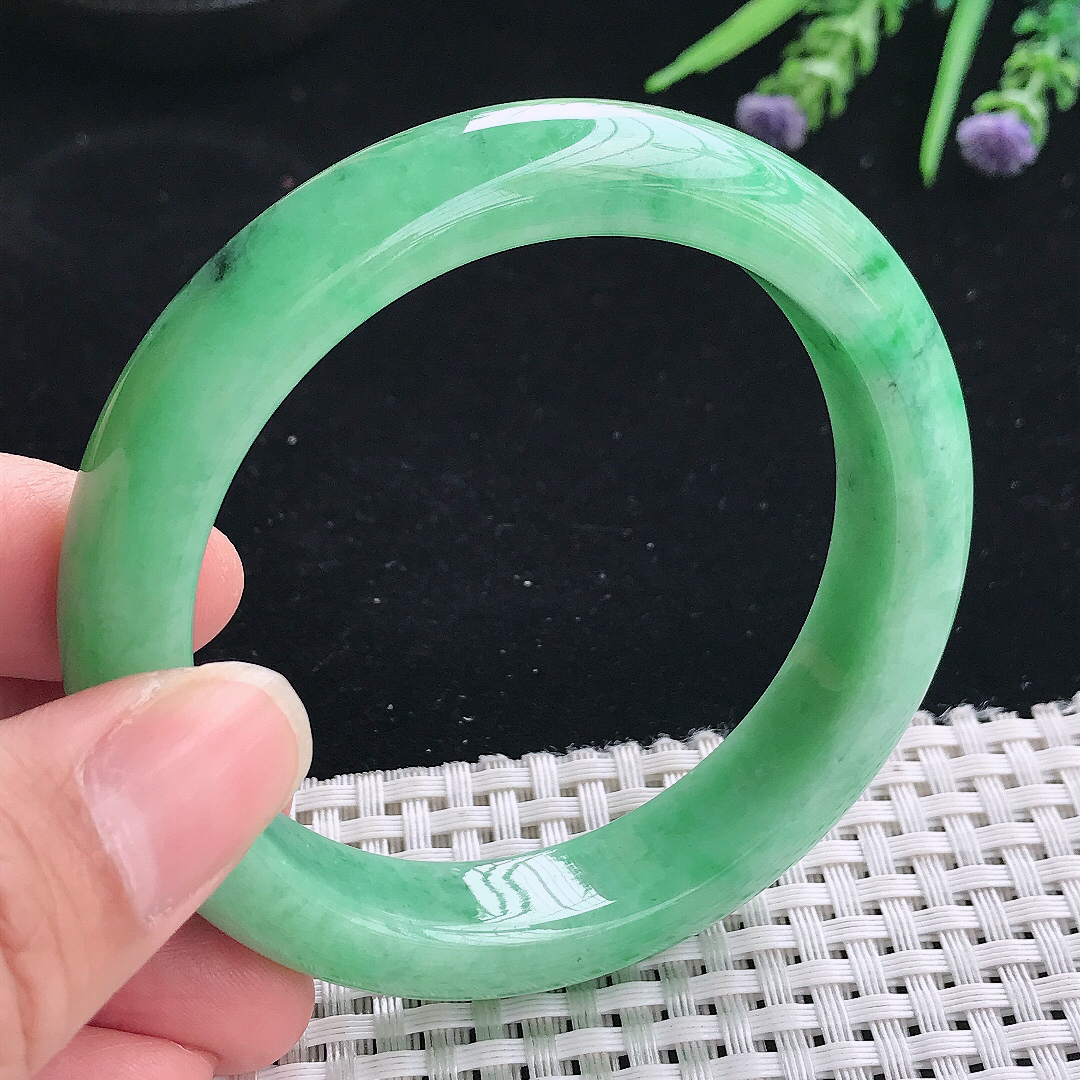 实拍A货翡翠57.8/13/8.9老坑精美满绿手镯宽边玉镯手环