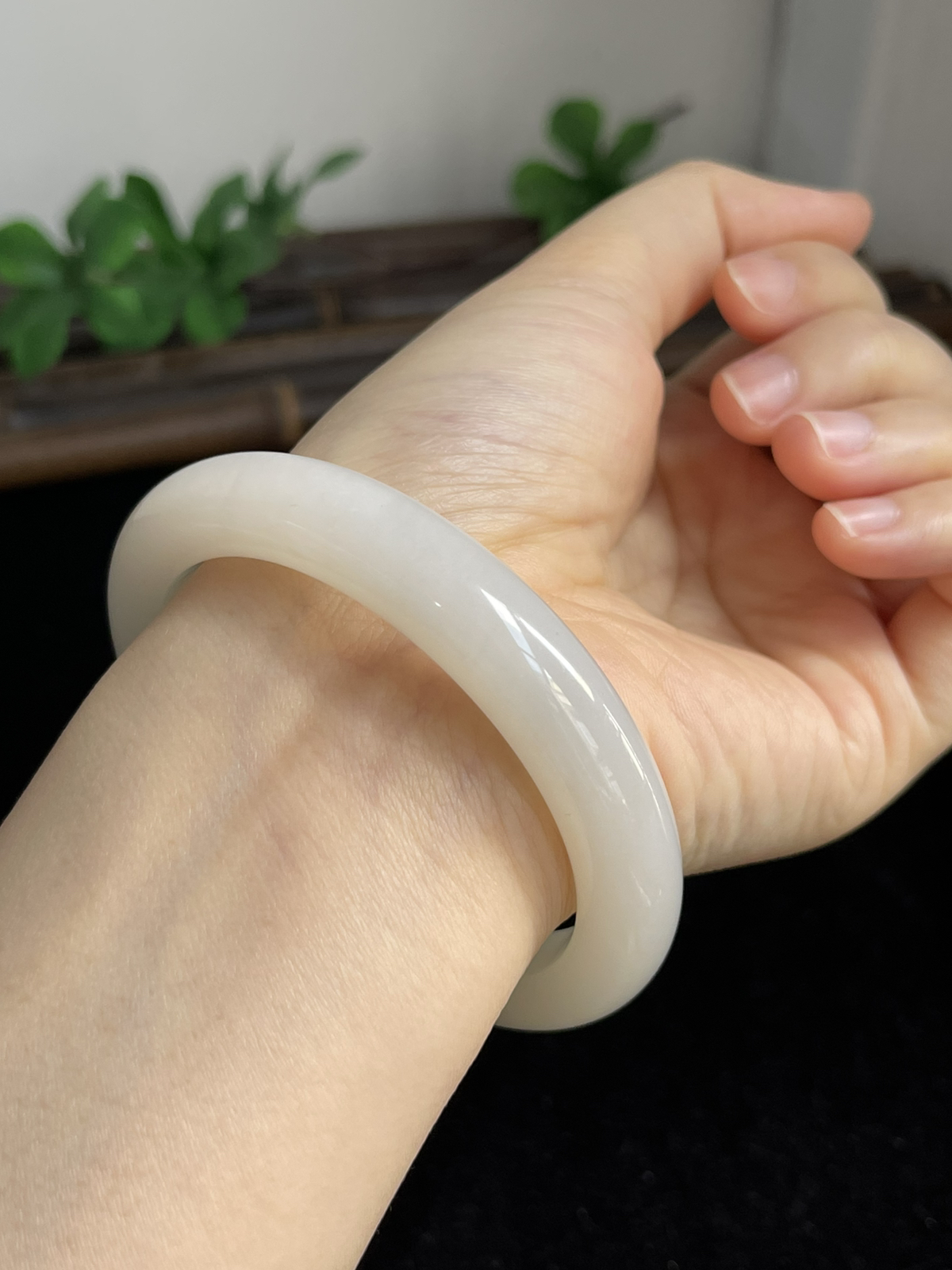 正圈58圈口，和田玉手镯