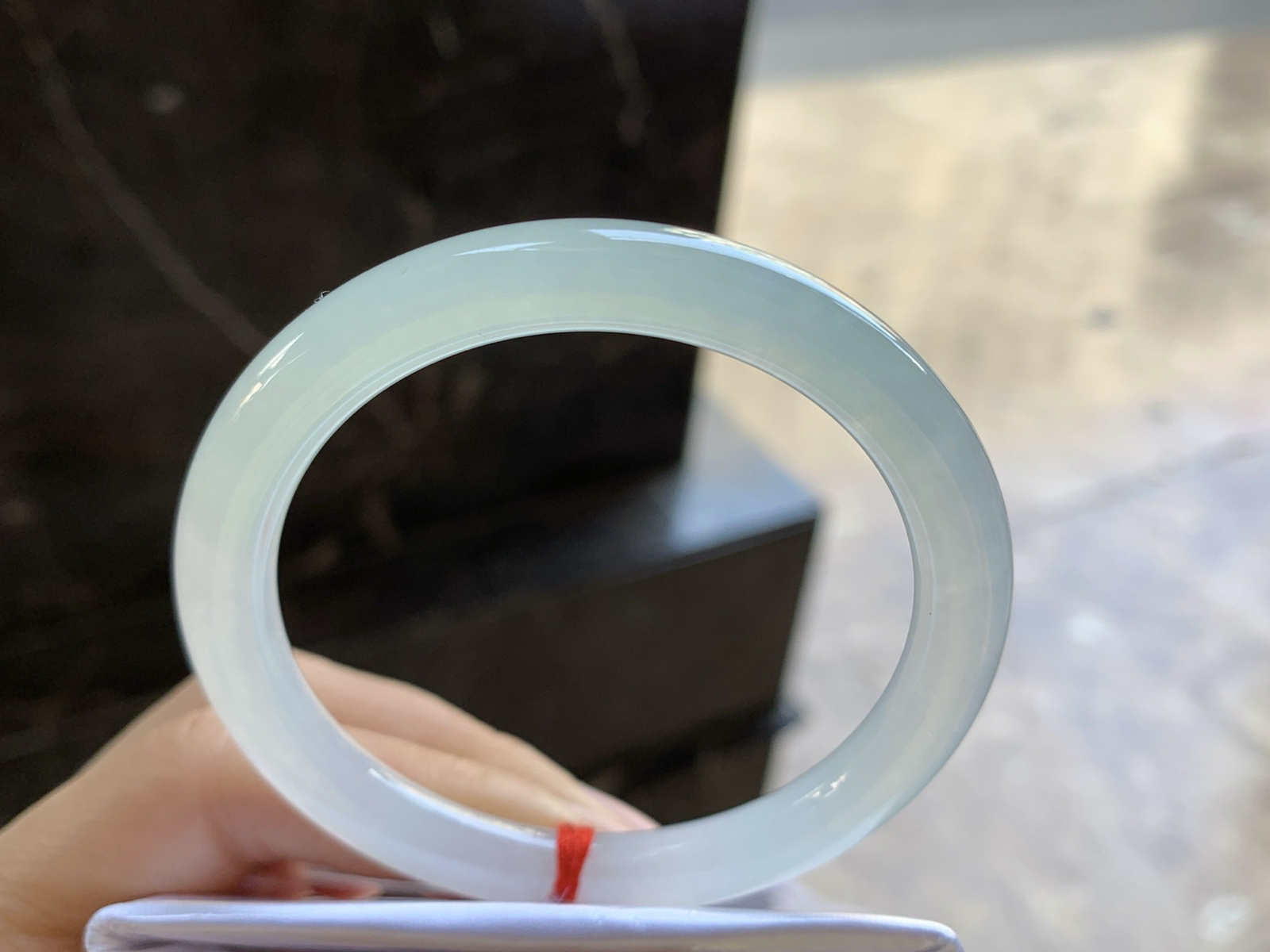 53-7.8

晴底圆条手镯^_^清新