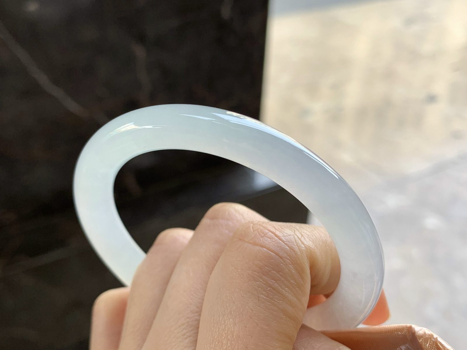 55-8.8

冰种圆条手镯^_^清透 水润