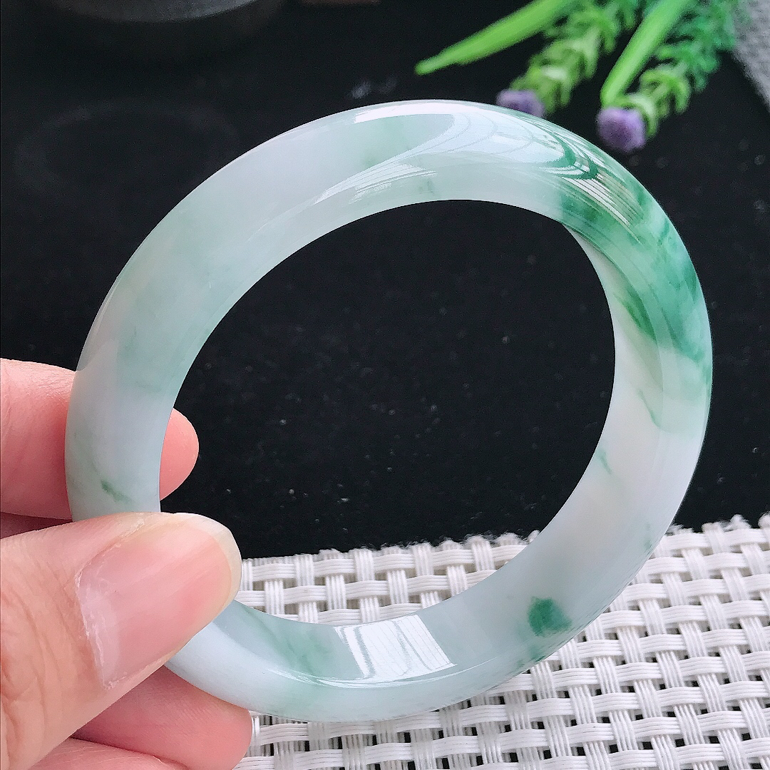 实拍A货翡翠58.5/13.5/8.8老坑冰润起胶飘花手镯玉镯手环