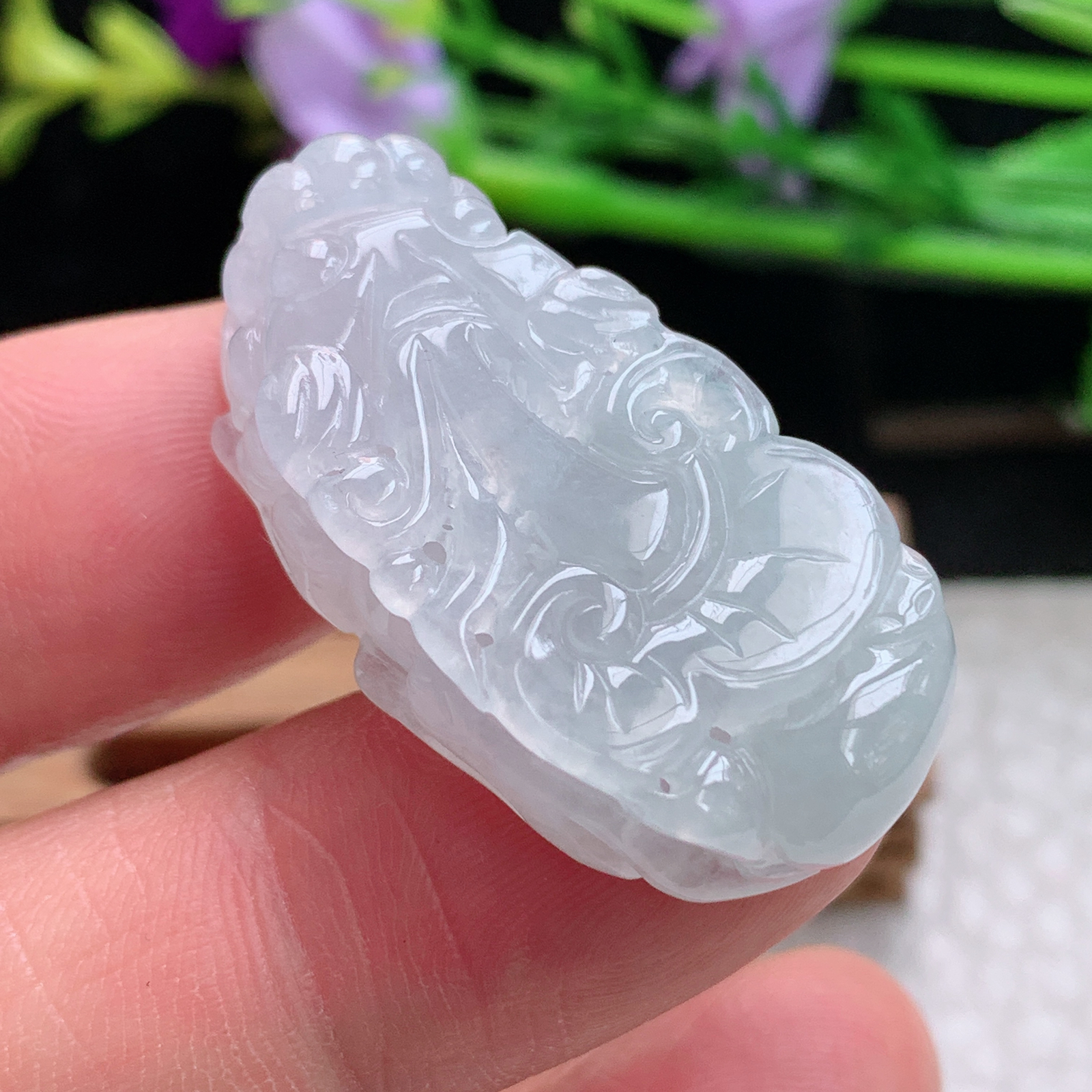 xo实拍33*16*9缅甸翡翠a货冰纯招财貔貅 玉皮休挂件 玉坠