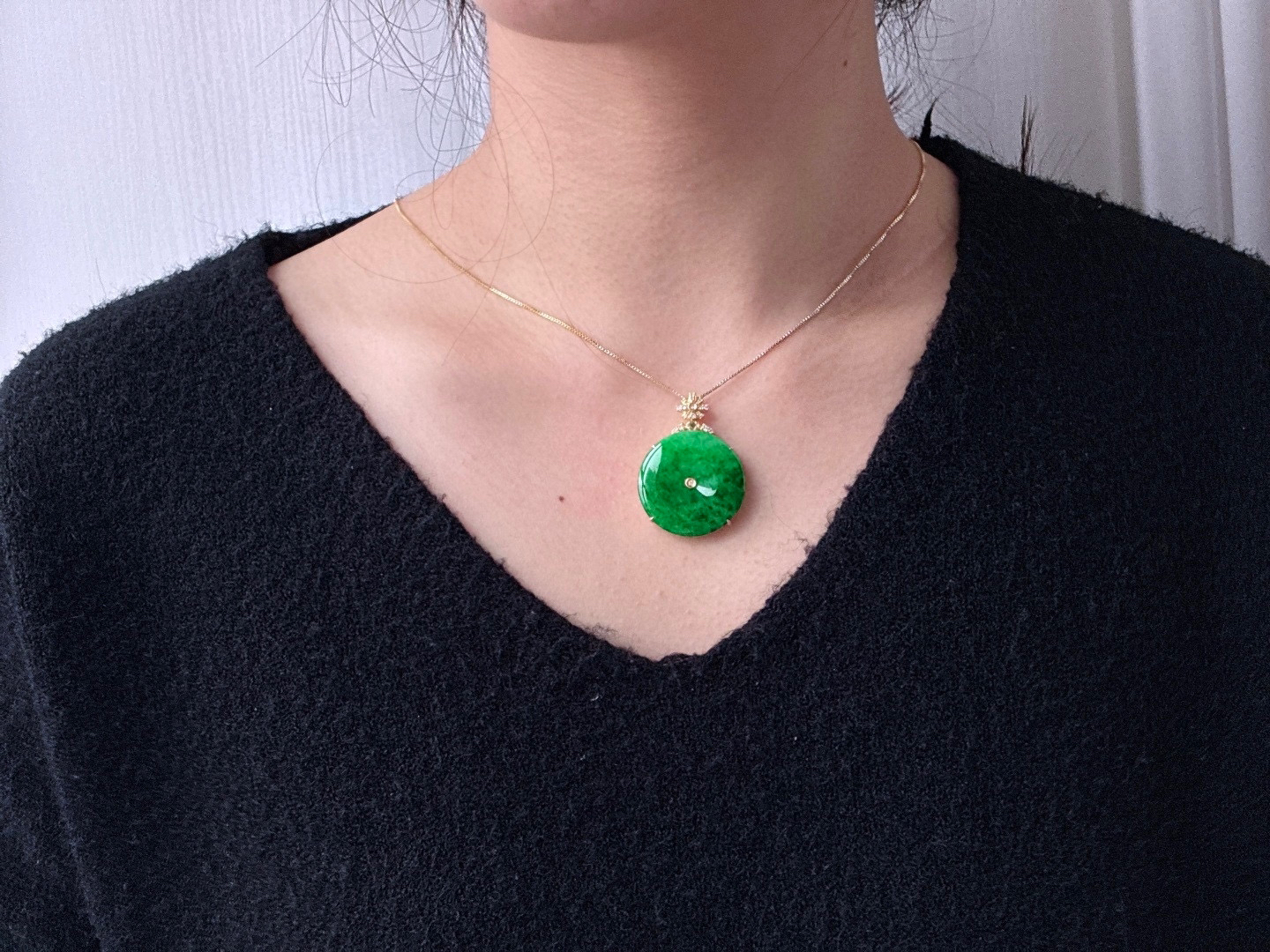 冰阳绿平安扣飘花平安扣吊坠  
【整体】37-27-5.7
【裸石】27-2.5